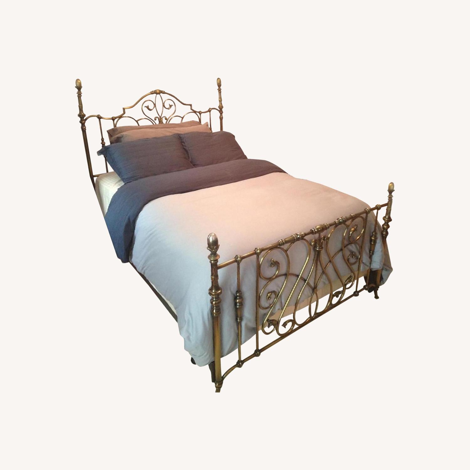 Antique FullSize Bed AptDeco