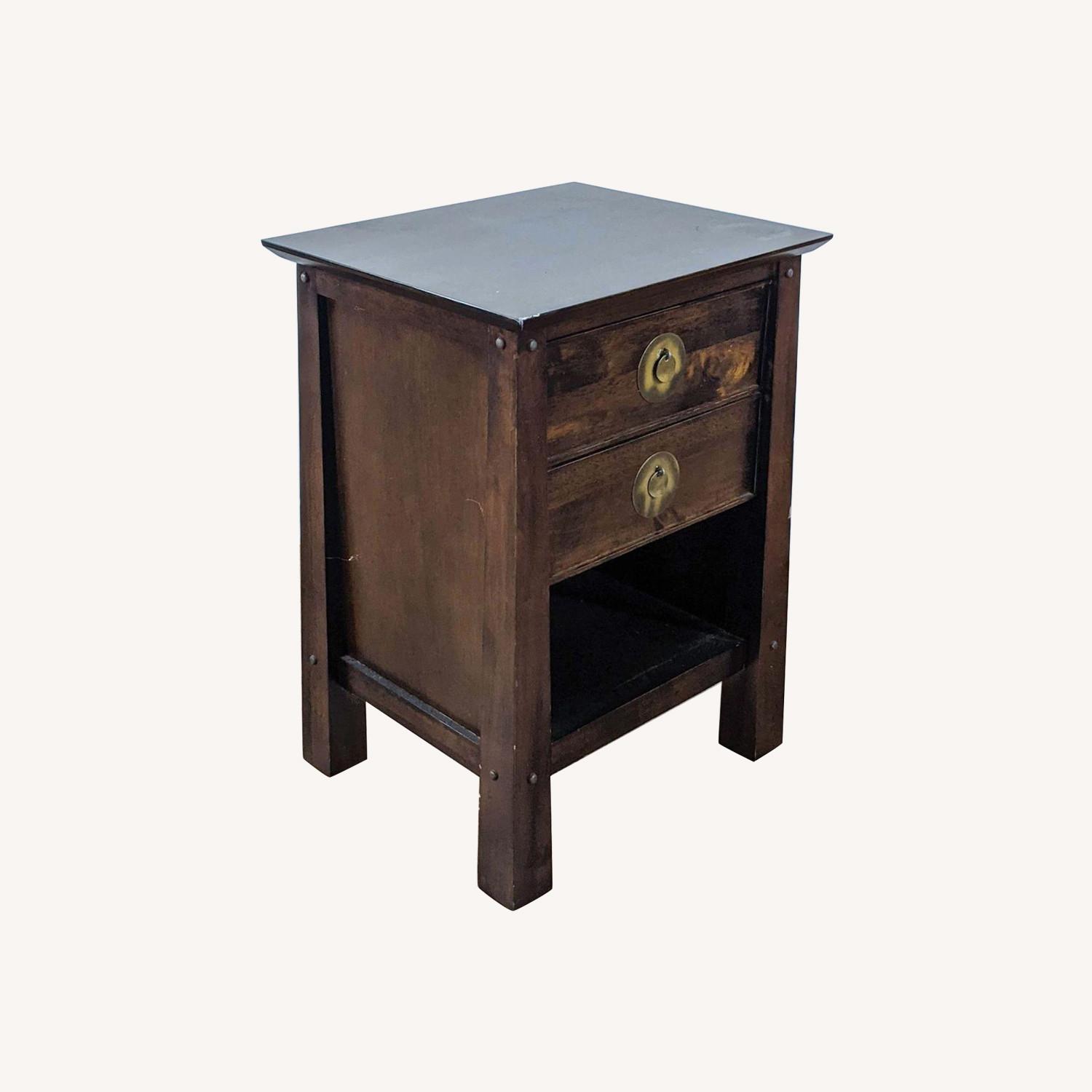 値下【廃盤】ONE NIGHT STANDS　５枚セット Pier 1 Hayworth Silver Glass Nightstands - AptDeco
