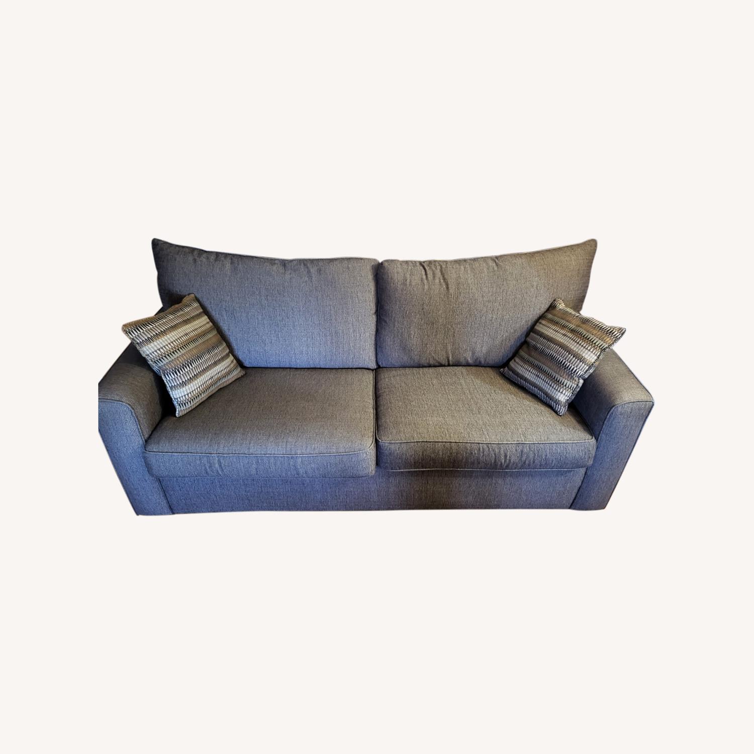 Raymour & Flanigan Grey Sleeper Sofa AptDeco