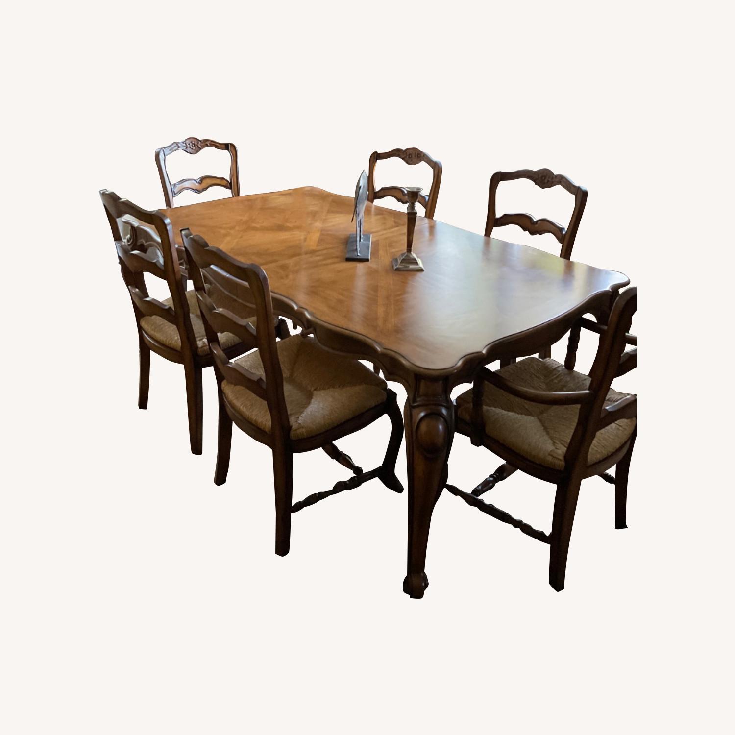 Country French Dining Table & Chairs AptDeco