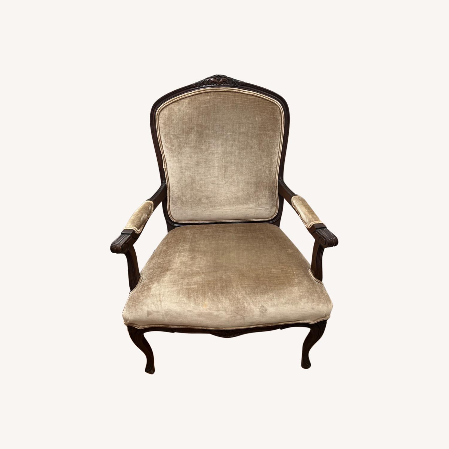 Henredon Chair - image-0