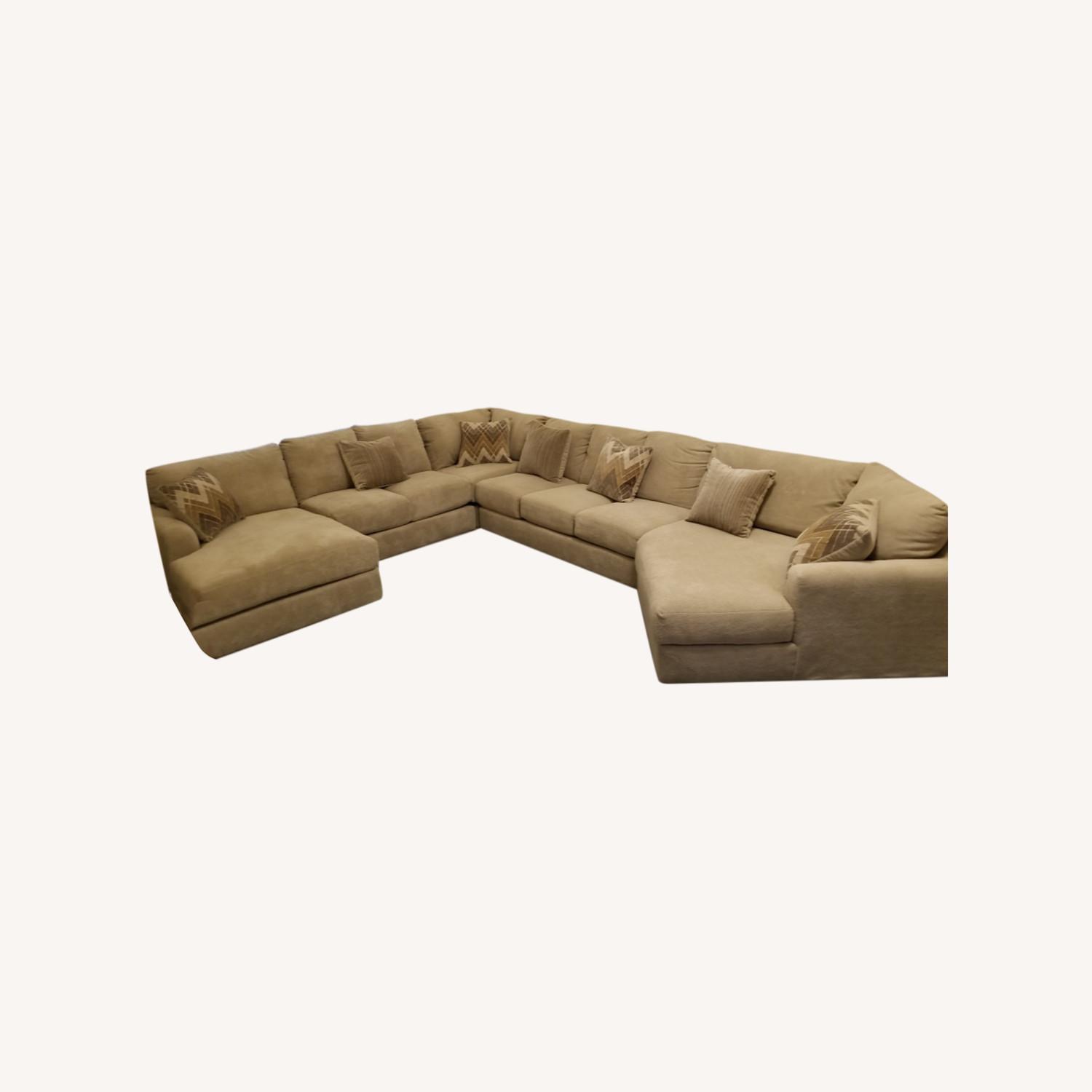 Jackson Malibu 5pc Sectional - image-0