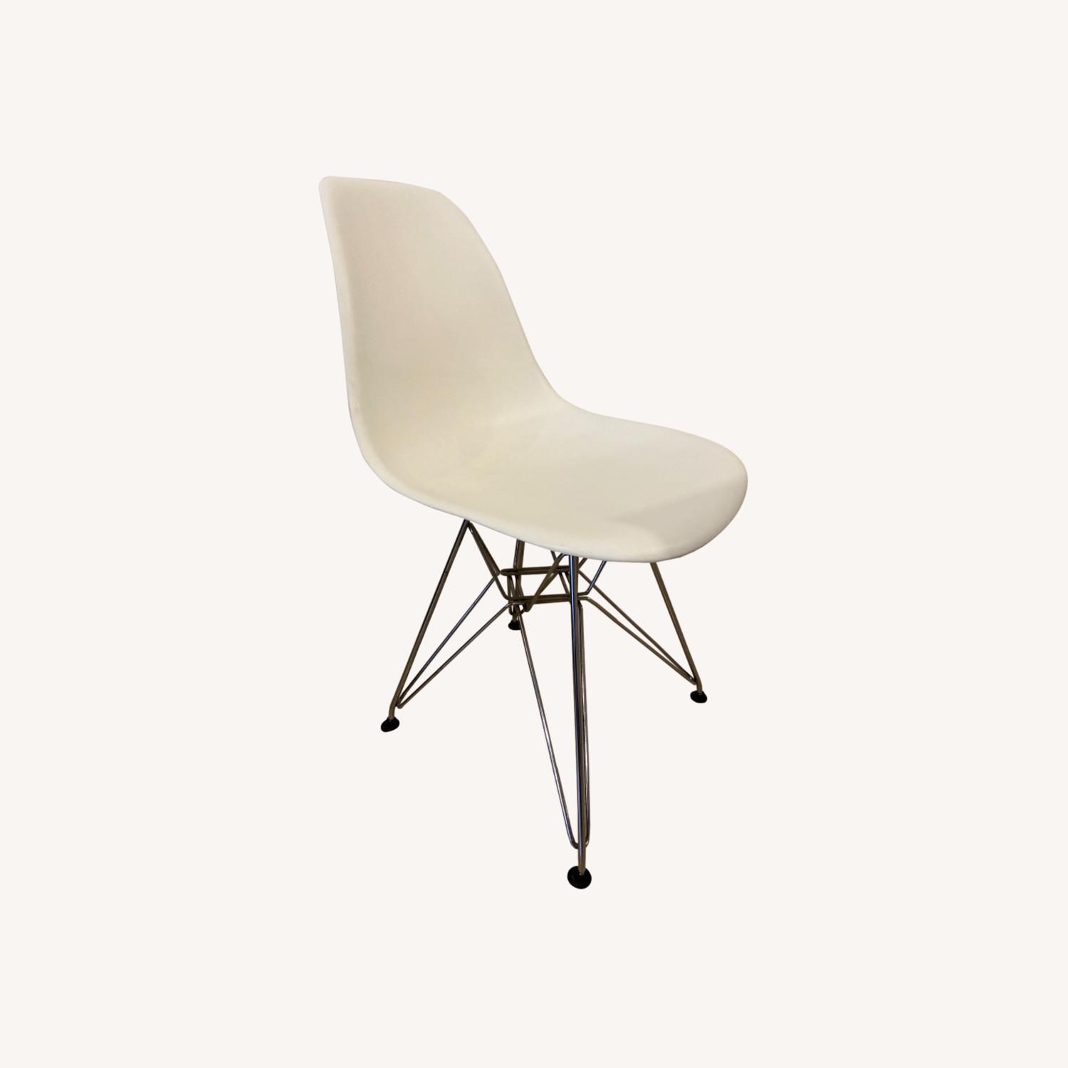 Herman Miller Eames Molded Plastic Dining/Side Chair Set - image-0