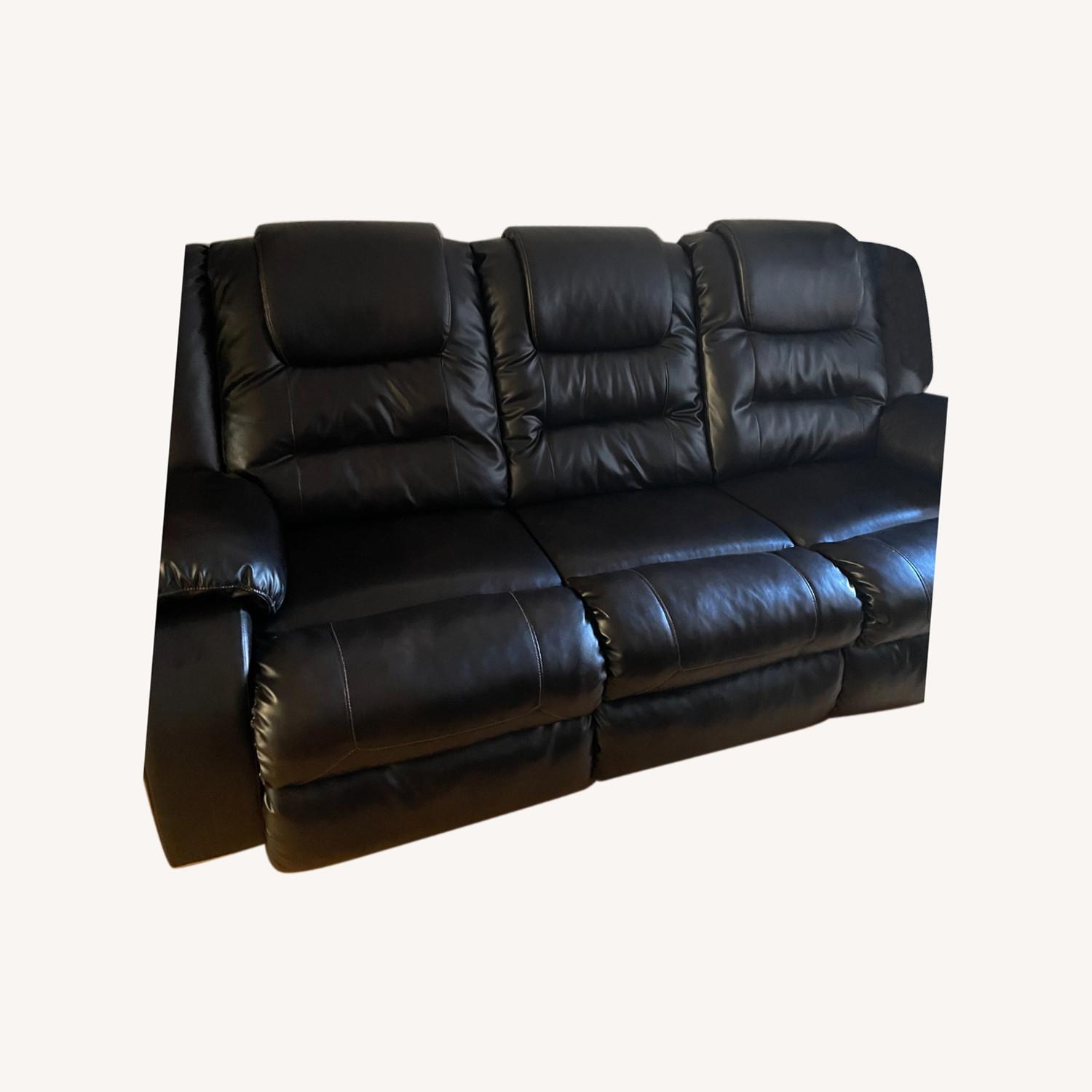 Raymour & Flanigan Black 3Seater Leather Couch AptDeco