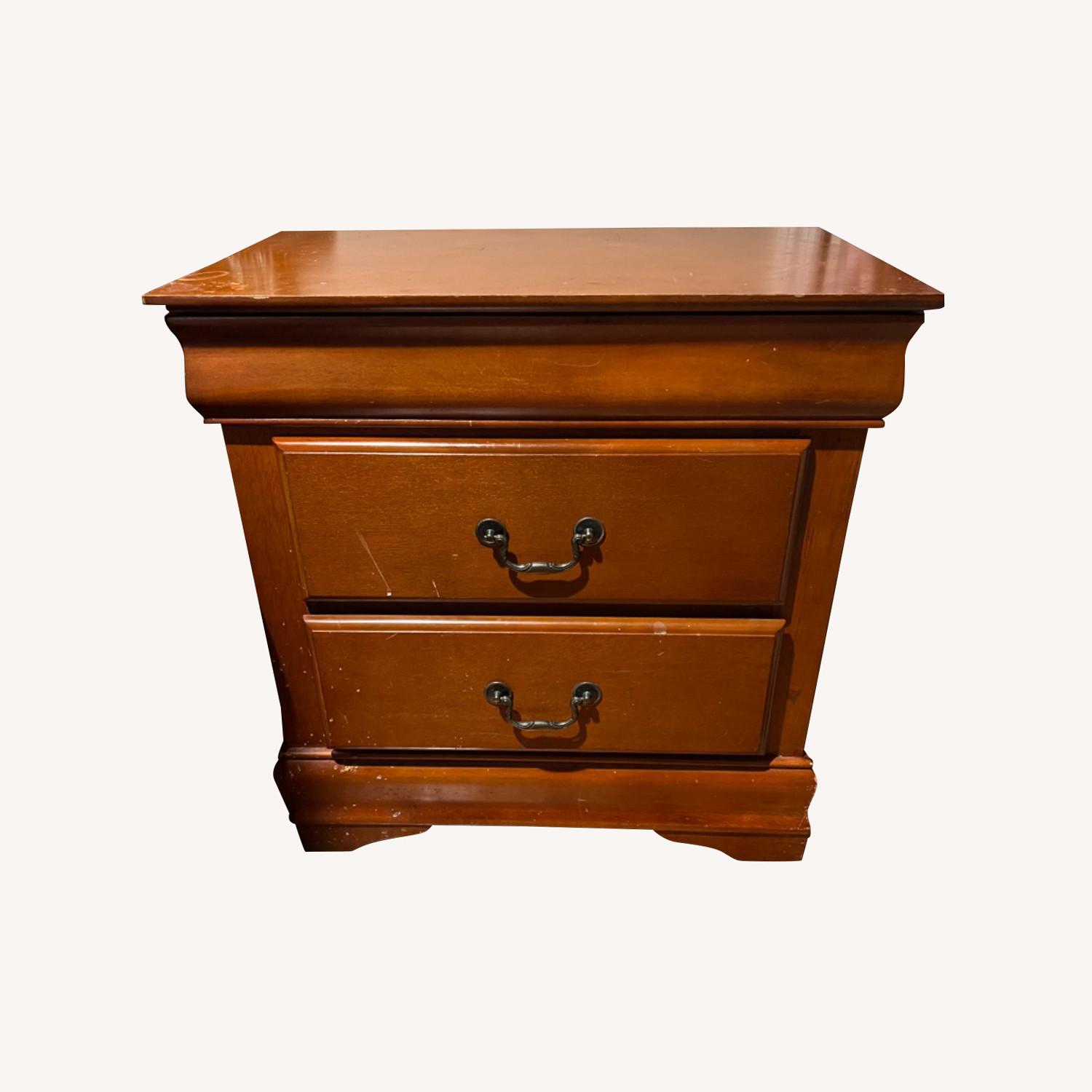 Raymour & Flanigan Chestnut Nightstand AptDeco