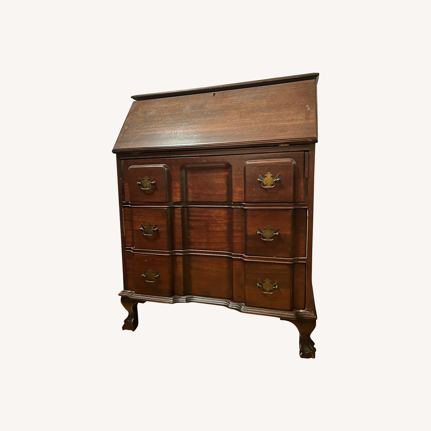 Vintage Dresser AptDeco