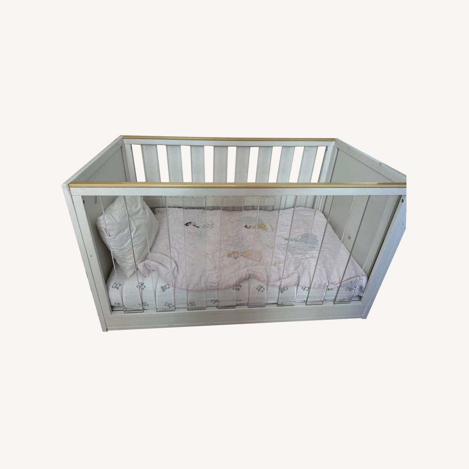 Pottery Barn Sloan Crib with Toddler Extension AptDeco