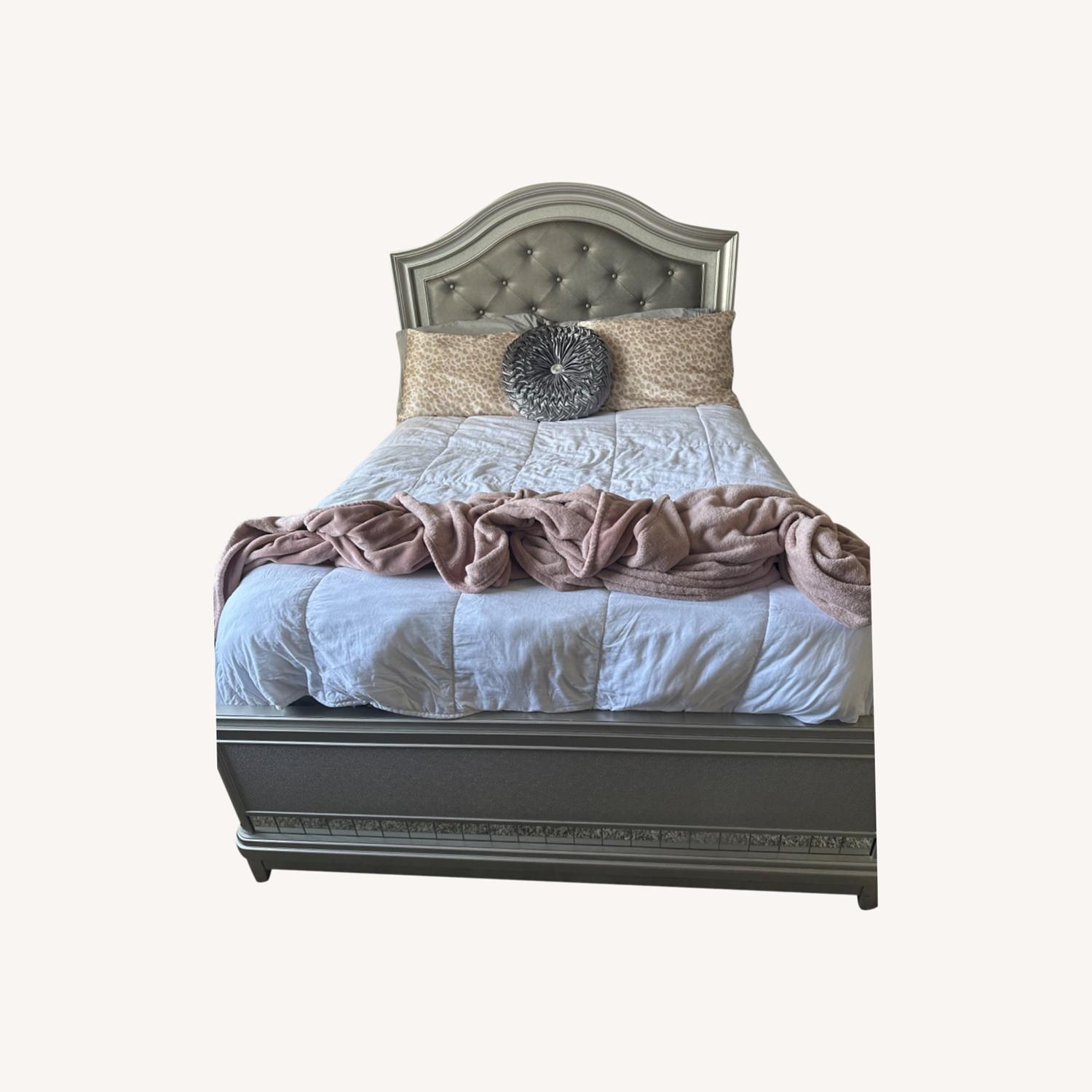 American Furniture Classics Silver Princess Full Size Bed - image-0