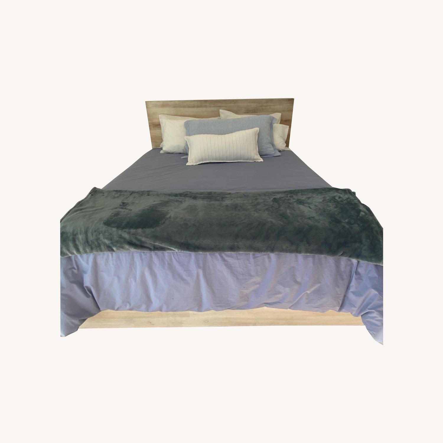 Pottery Barn Cayman Platform Bed & Headboard - image-6