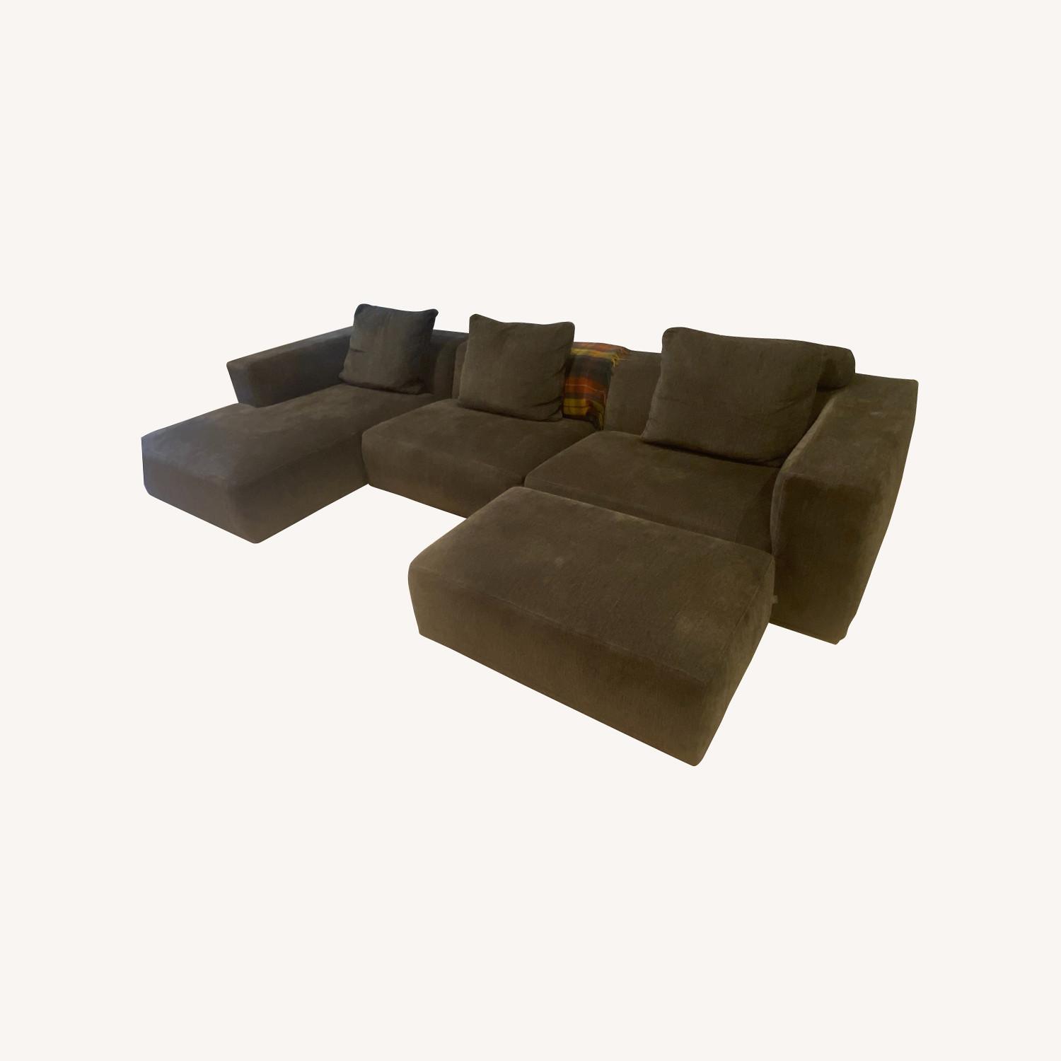 N Eilersen A/S Baseline Sectional - image-0