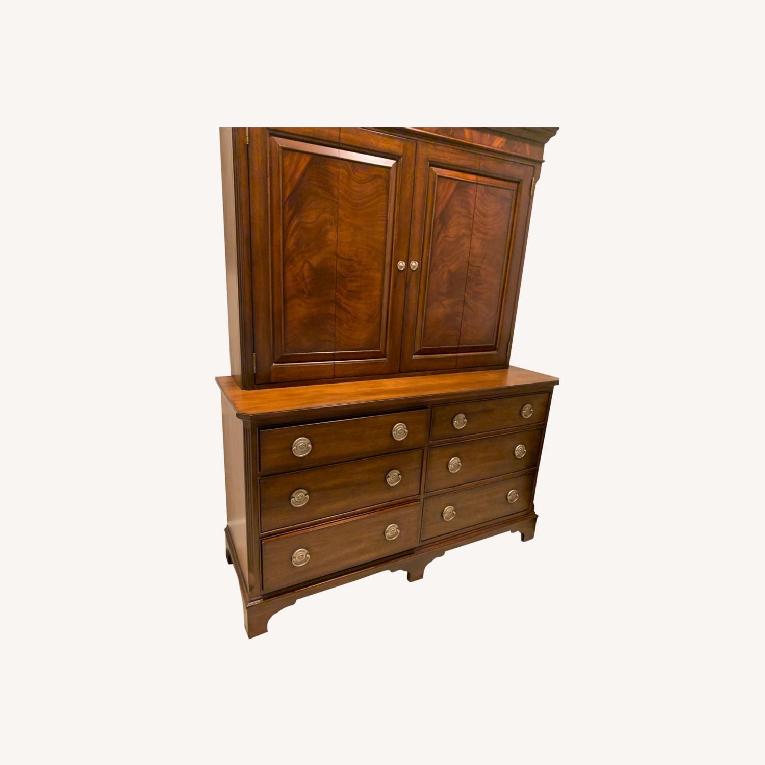 Ethan Allen Newport Mahogany Dresser Media AptDeco