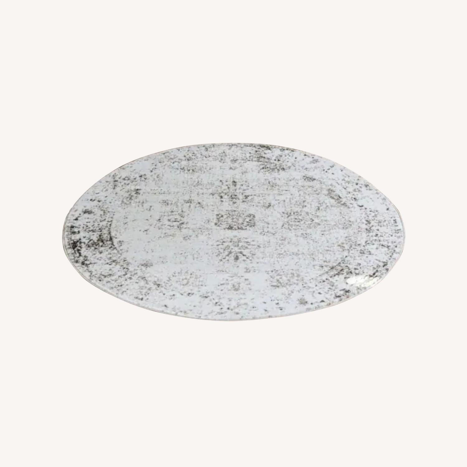7 ft x 7 ft Oriental Ivory/Grey Round Rug - image-0