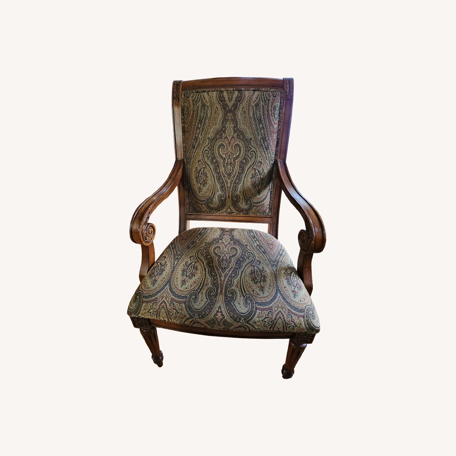 Ethan Allen Goodwin Table and 10 Chairs - image-7