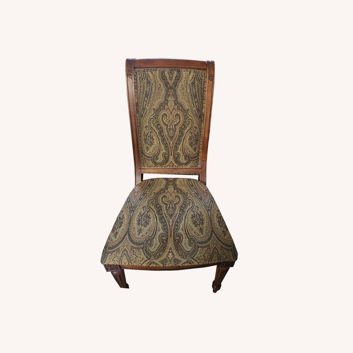 Ethan Allen Goodwin Table and 10 Chairs - image-8