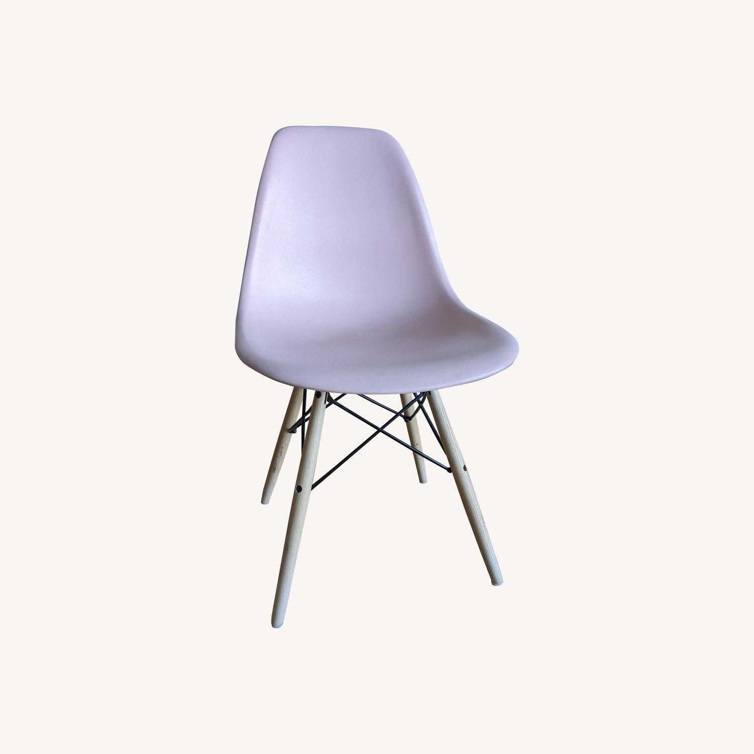 Herman Miller Eames Plastic Side Chair, Pink - image-0