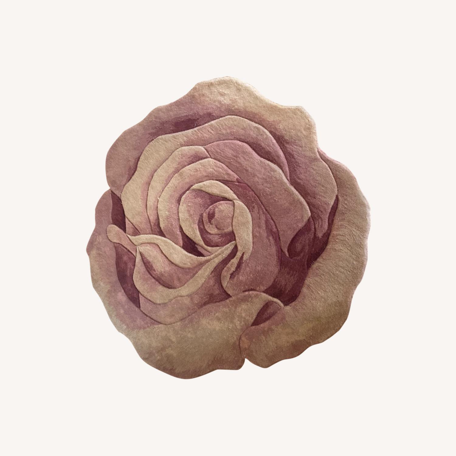 Vintage Rose Rug - image-0