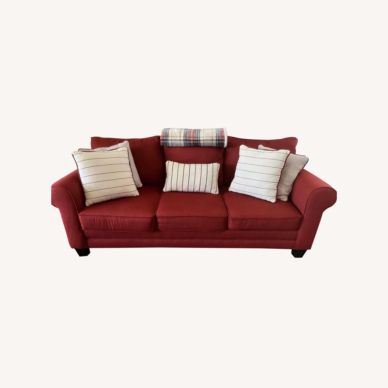 Raymour &amp; Flanigan McKinley Sofa - AptDeco