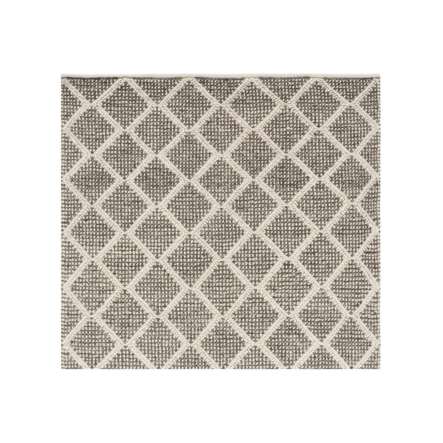 Pottery Barn Tikka Handwoven Flatweave Rug 5x8 - image-4