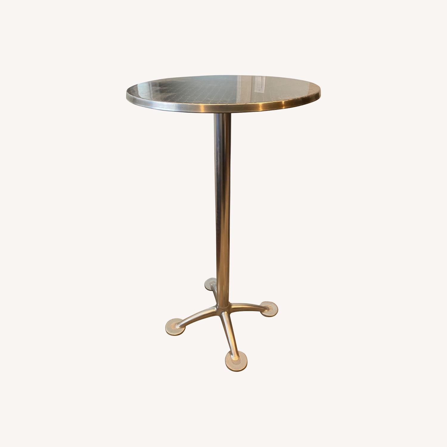 Knoll Jorge Pensi 23" Table - image-0