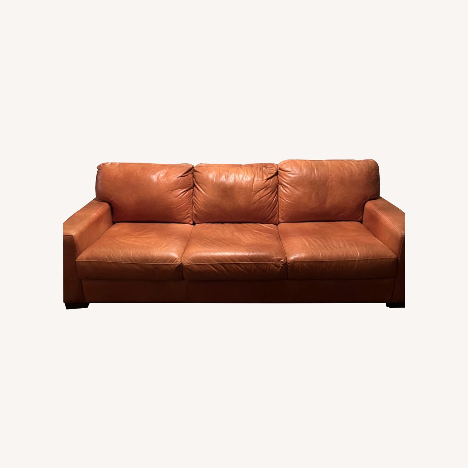 Genuine Leather Sofa, made in Italy AptDeco