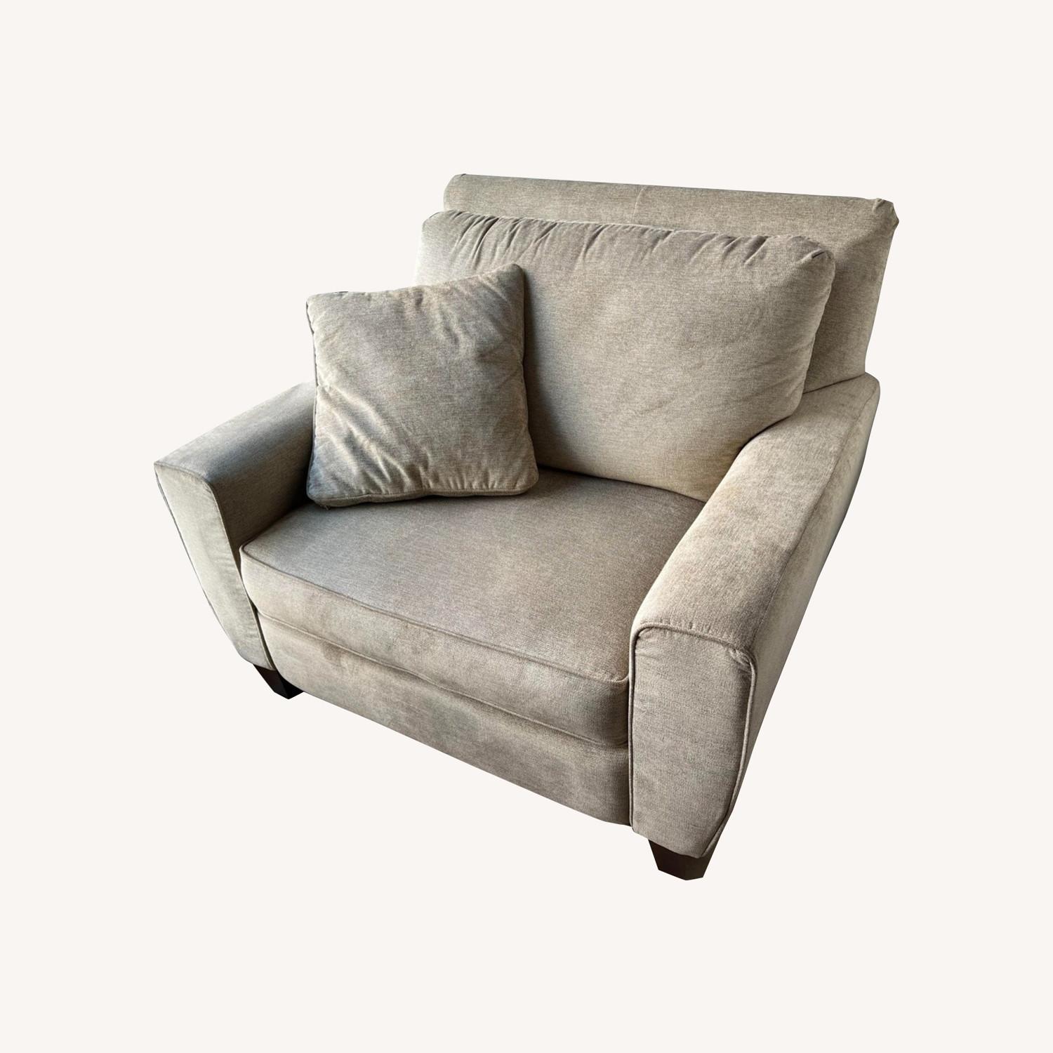 Lazy boy Recliner With USB Port - image-0