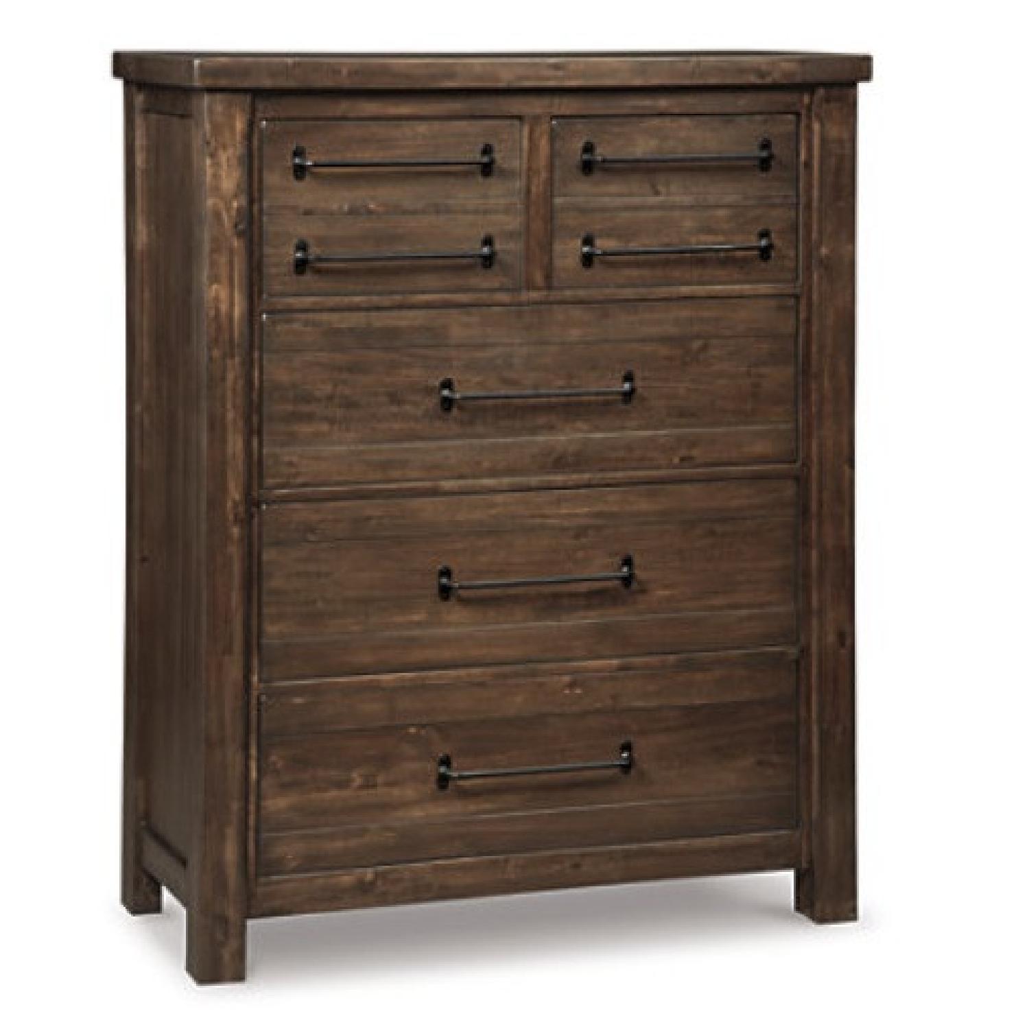 Ashley Starmore Chest of Drawers - image-4