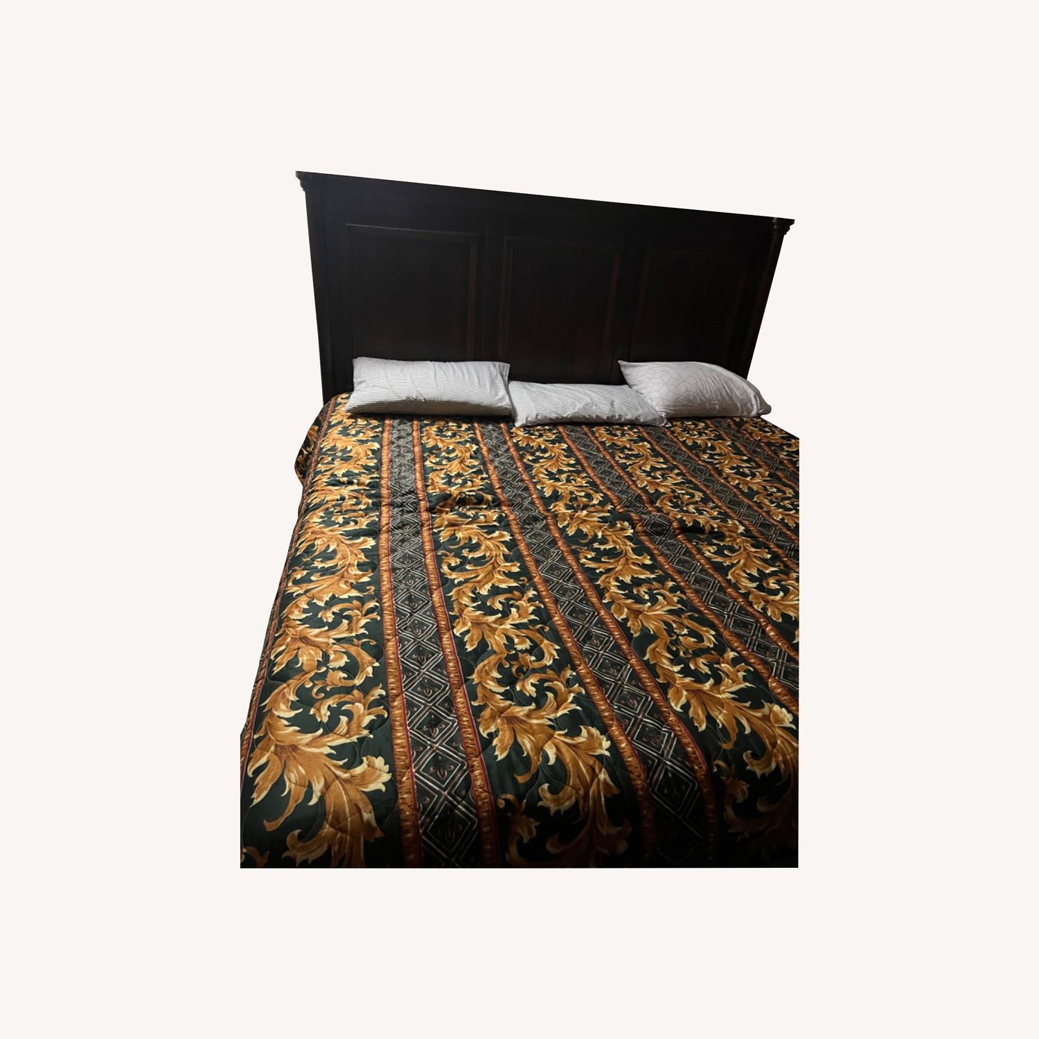 Bob's Discount Furniture King Bed AptDeco