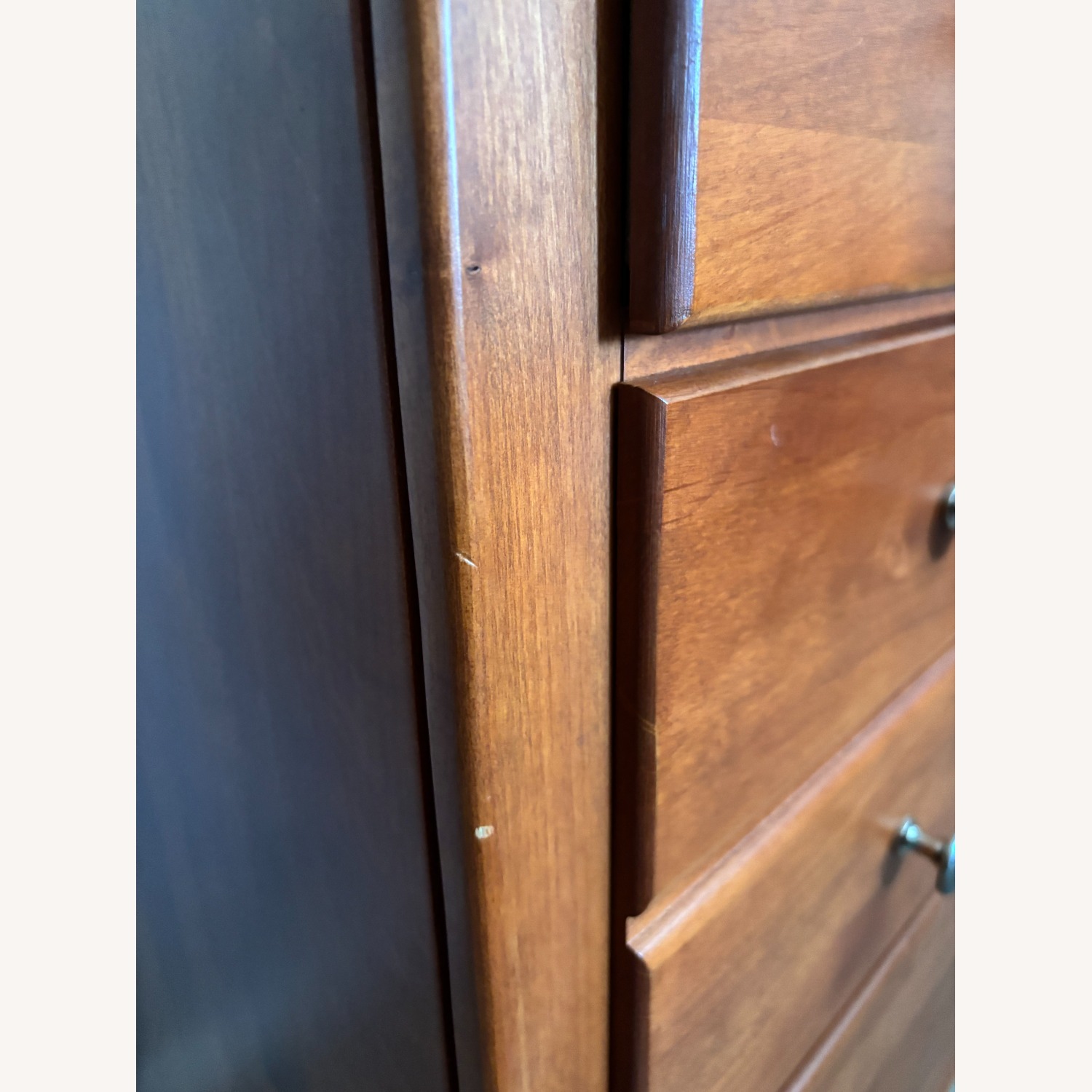 Pine Wood Dresser with Mirror - image-9