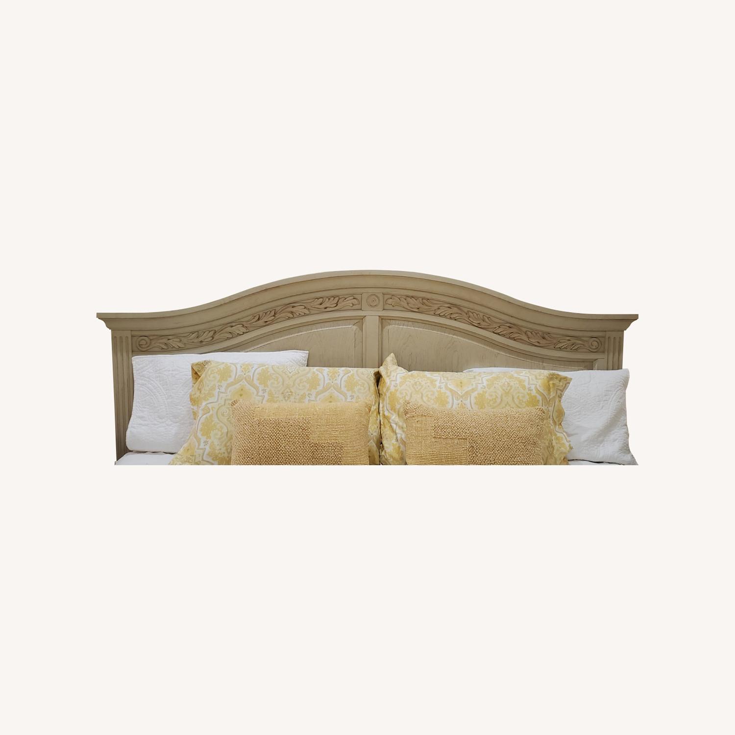 Thomasville Headboard King - image-0