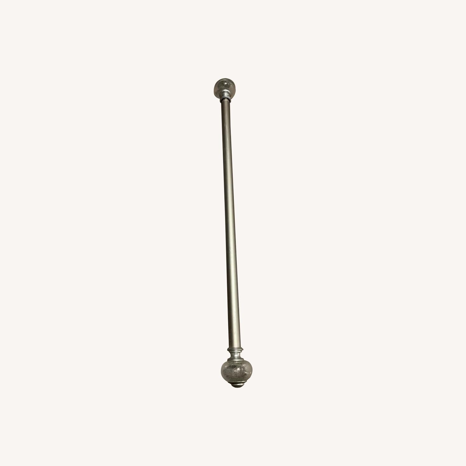 Adjustable Curtain Rod With Crackled Glass Finials - image-0
