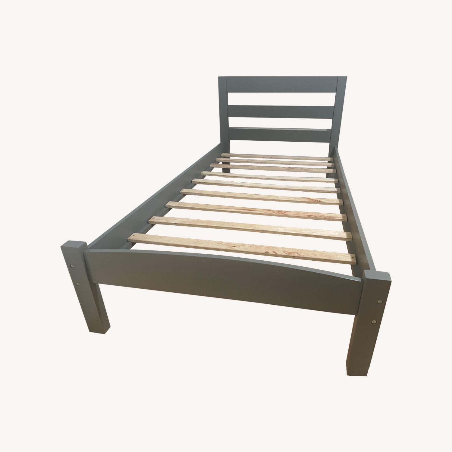 Kids Grey Bed - image-0