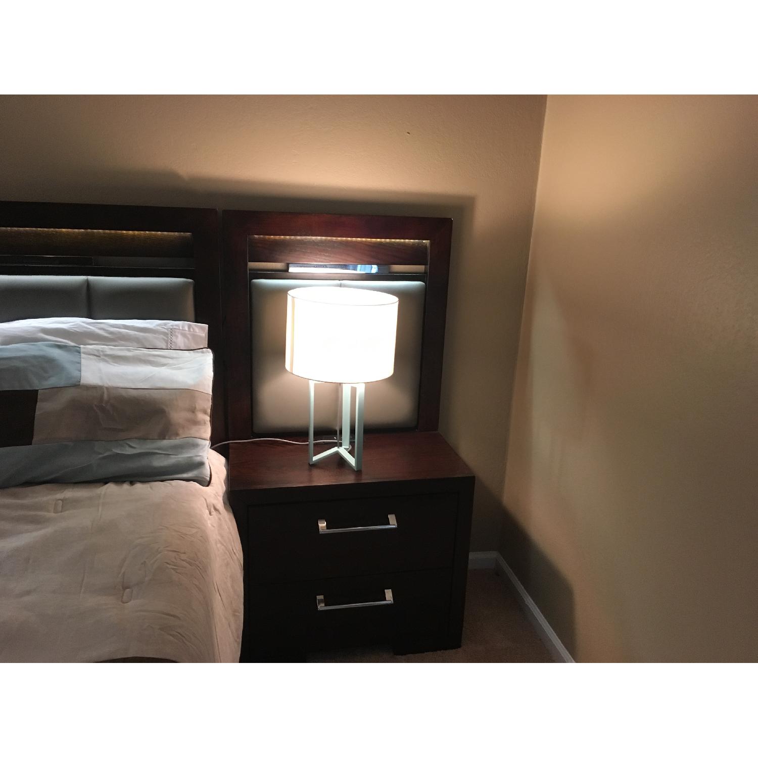 Ashley's King Size Bedroom Set - image-2