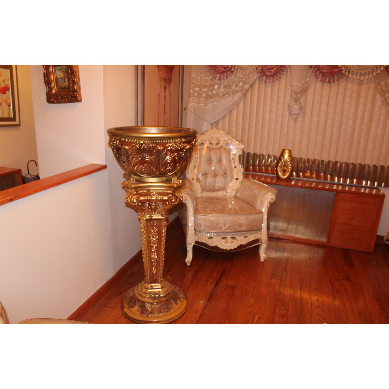 Bronze/Gold Flower Stand - image-2