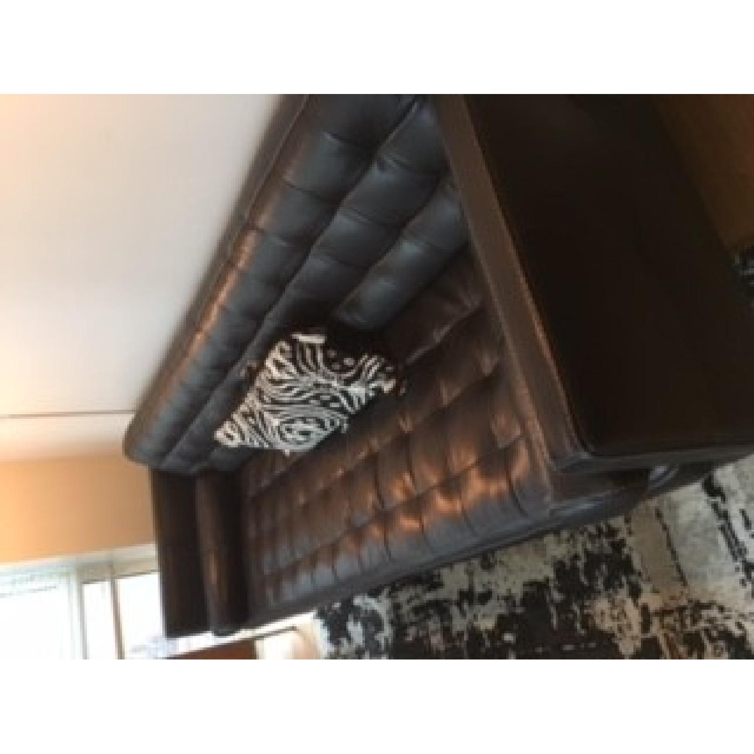 Incanto Divani Leather Sofa - image-8