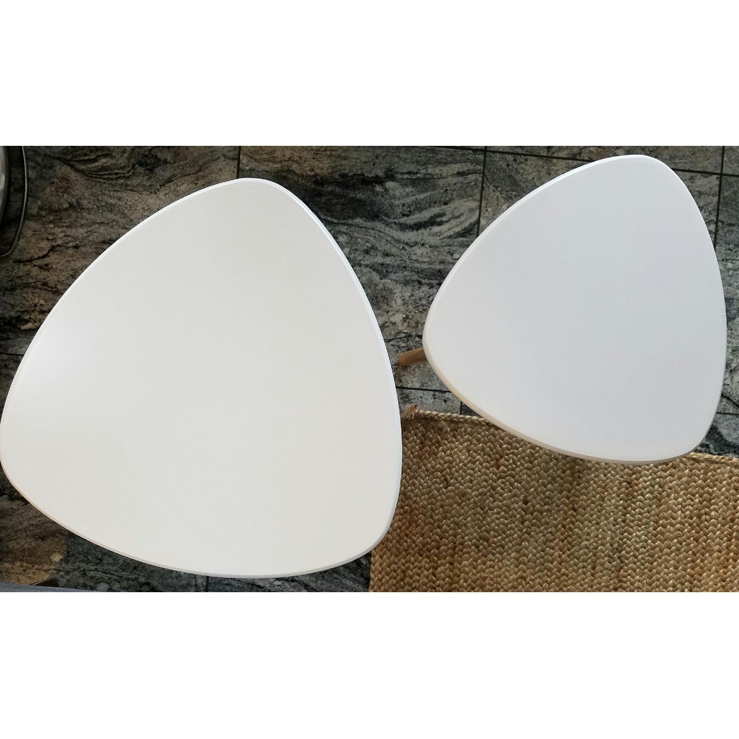 White Triangle Nesting Tables - AptDeco