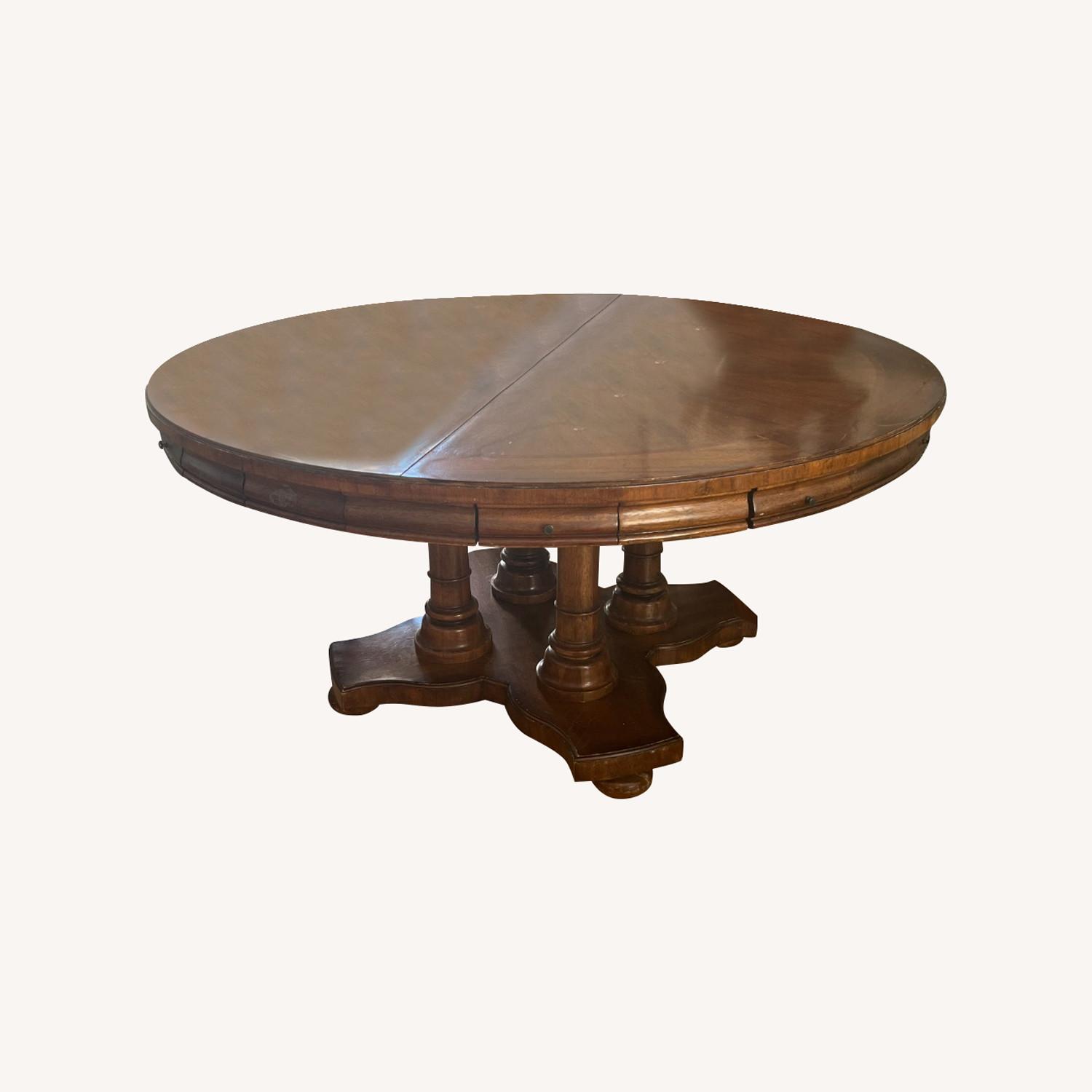 Large Round Dining Table Seats 810 AptDeco