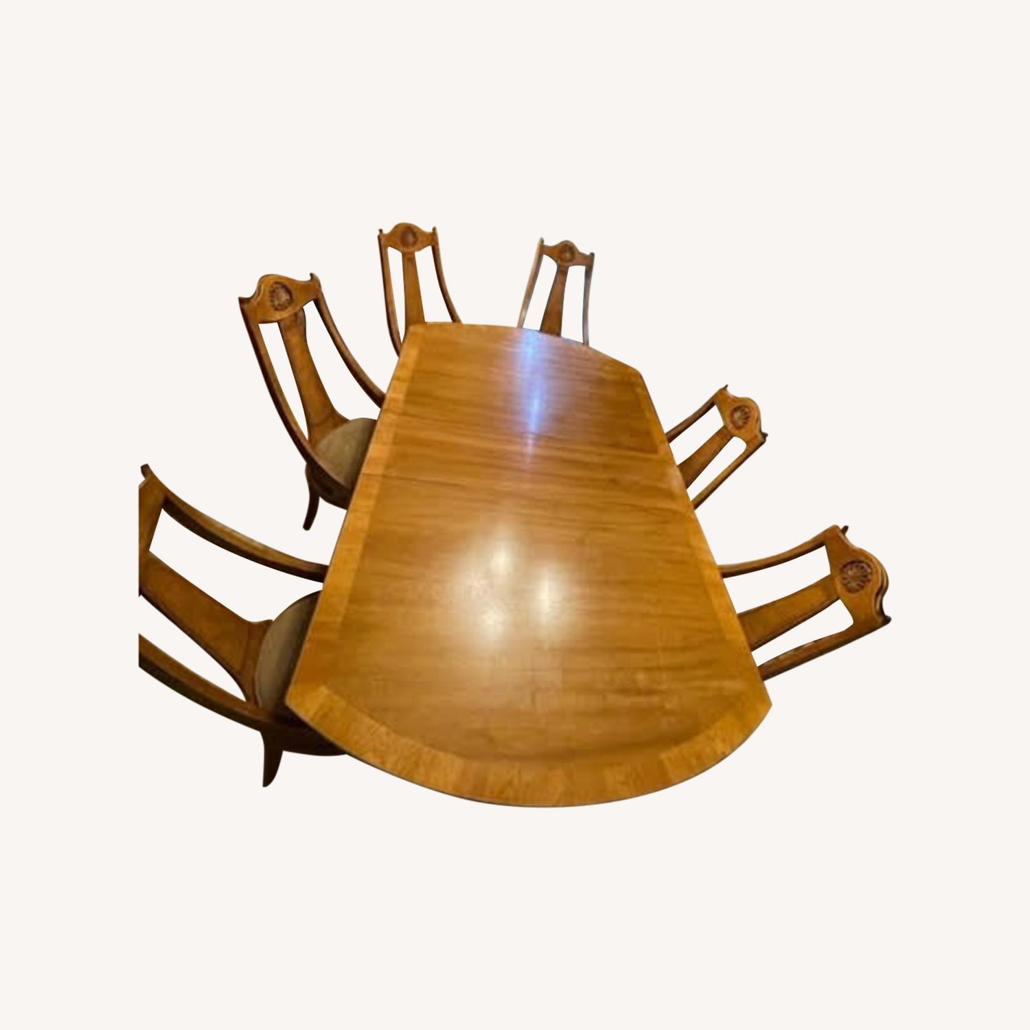 Dinning Room Table w 6 Chairs Leaves Cushions - AptDeco