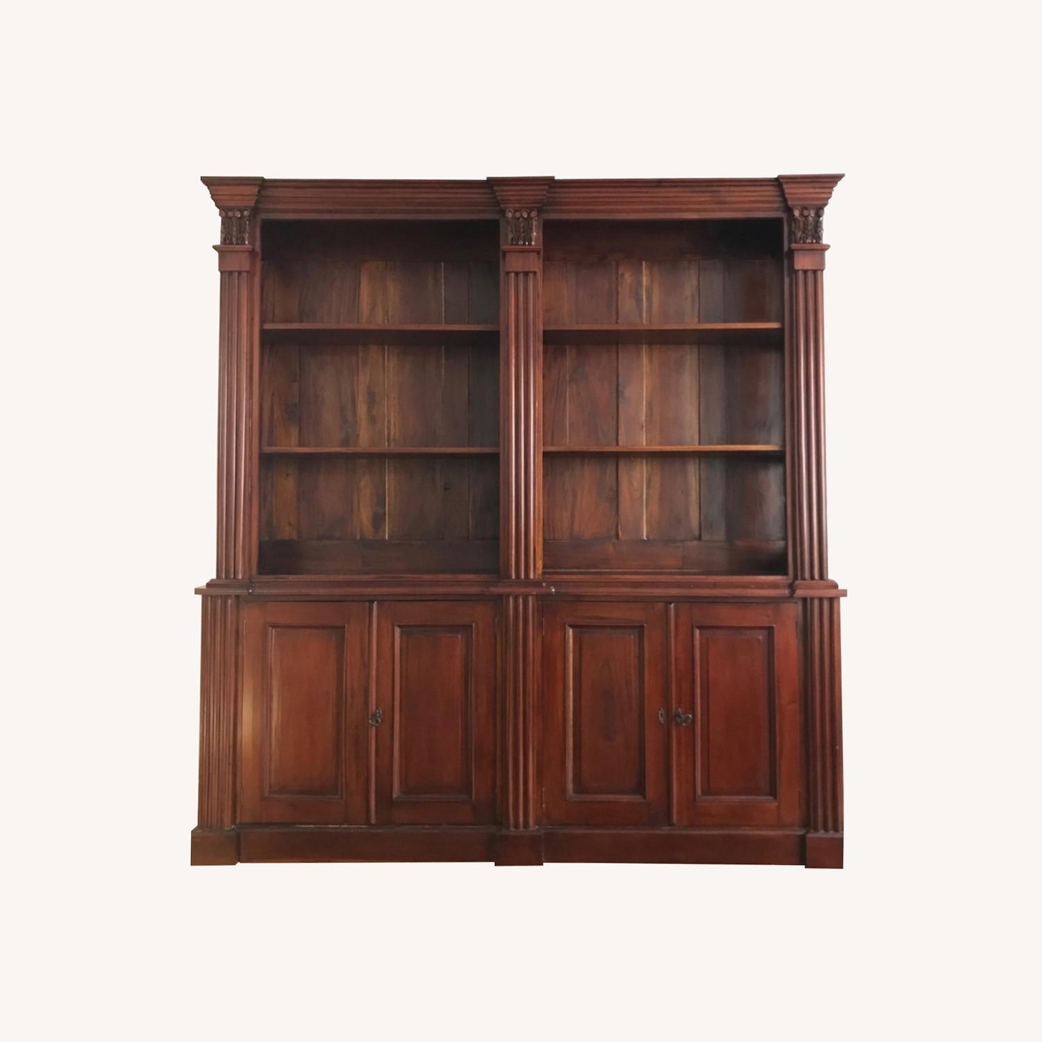 Large Hutch - image-0