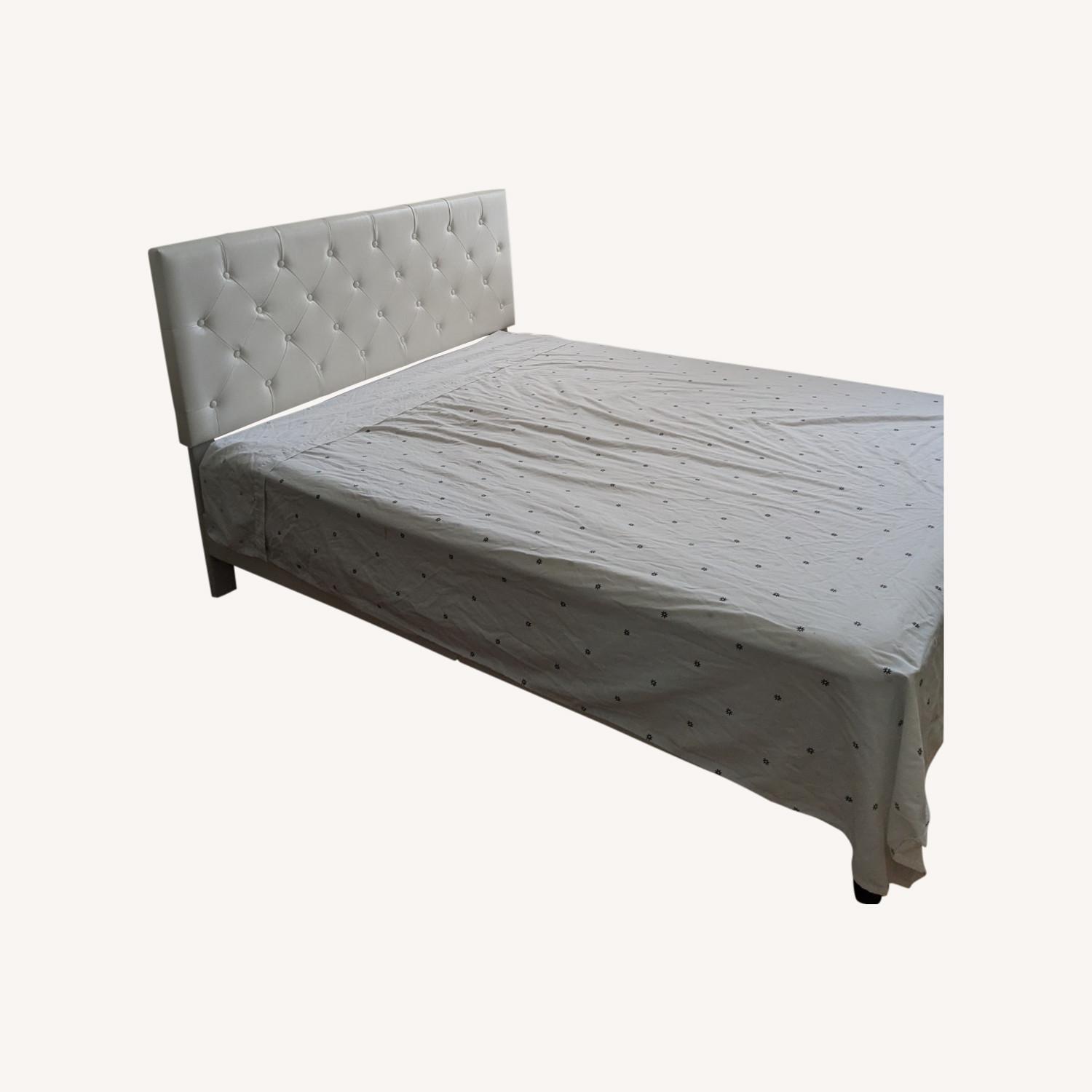 Mercury Row Queen Bed 48.8'' H X 62.20'' W X 81.5'' L AptDeco