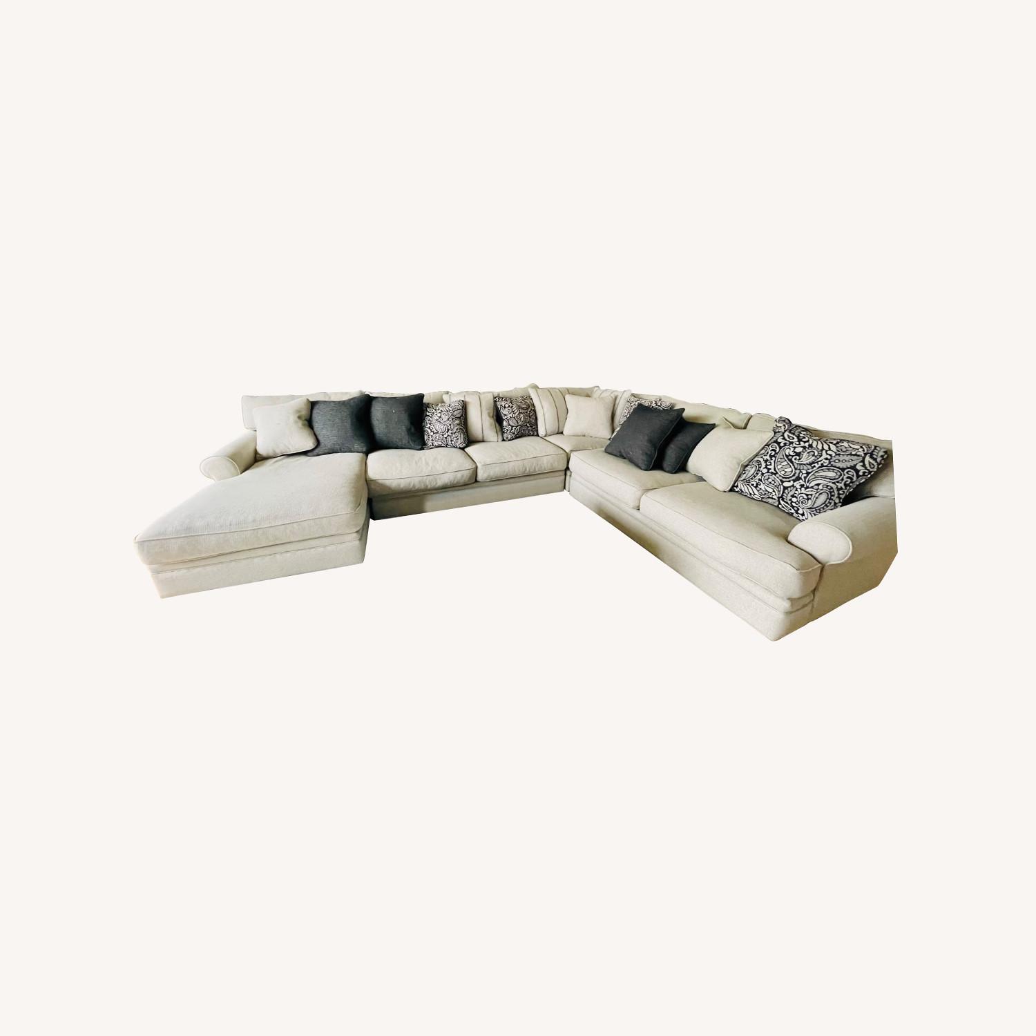 HM Richards Wilkinson 4pc Sectional Sofa - image-0