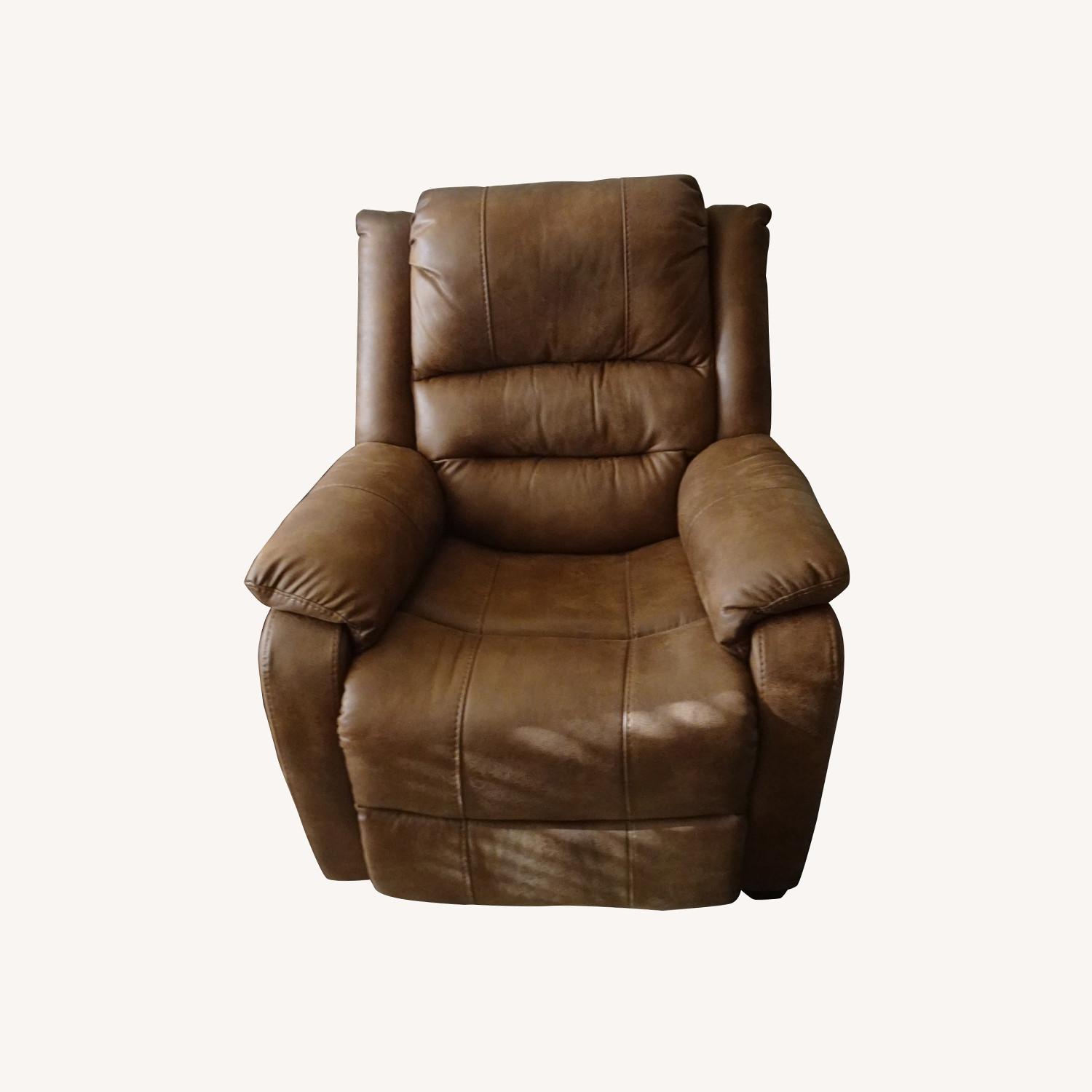 Ashley Lift Chair - image-0