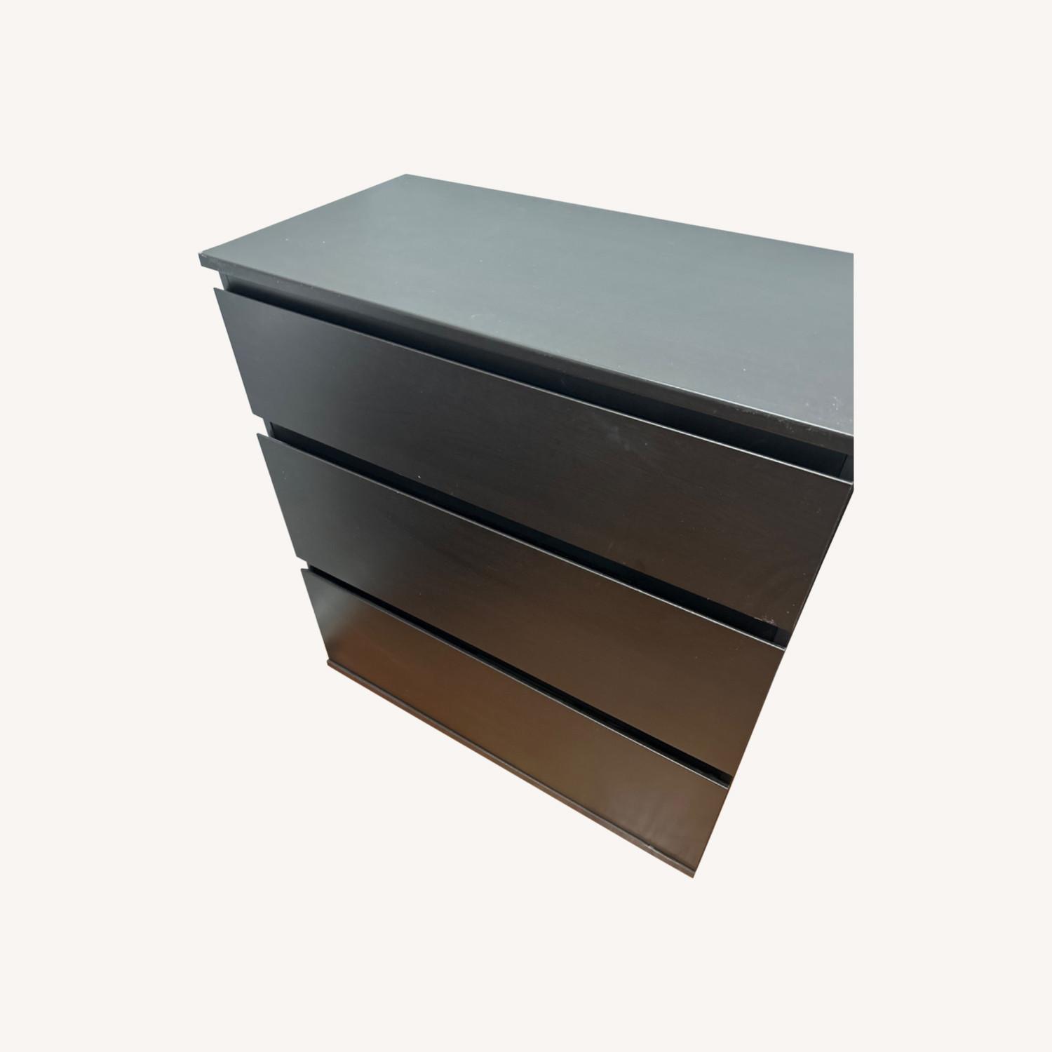 4 drawer black dresser Amazon.com: MAISONARIA Dresser, Modern Chest of Drawers Devil In A Blue moss Size:16x20 Plaque Mount