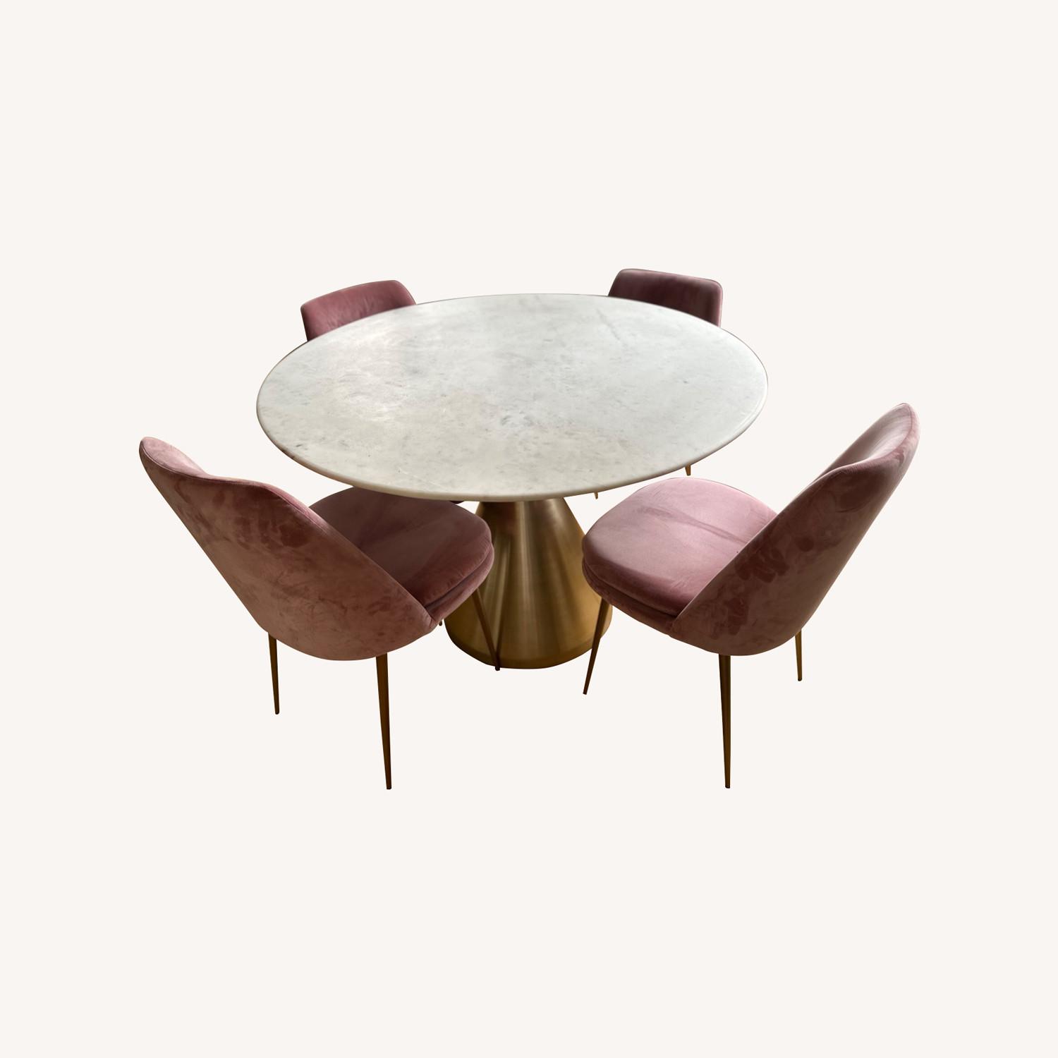 West Elm Round Dining Table + 4 Finley Chairs AptDeco