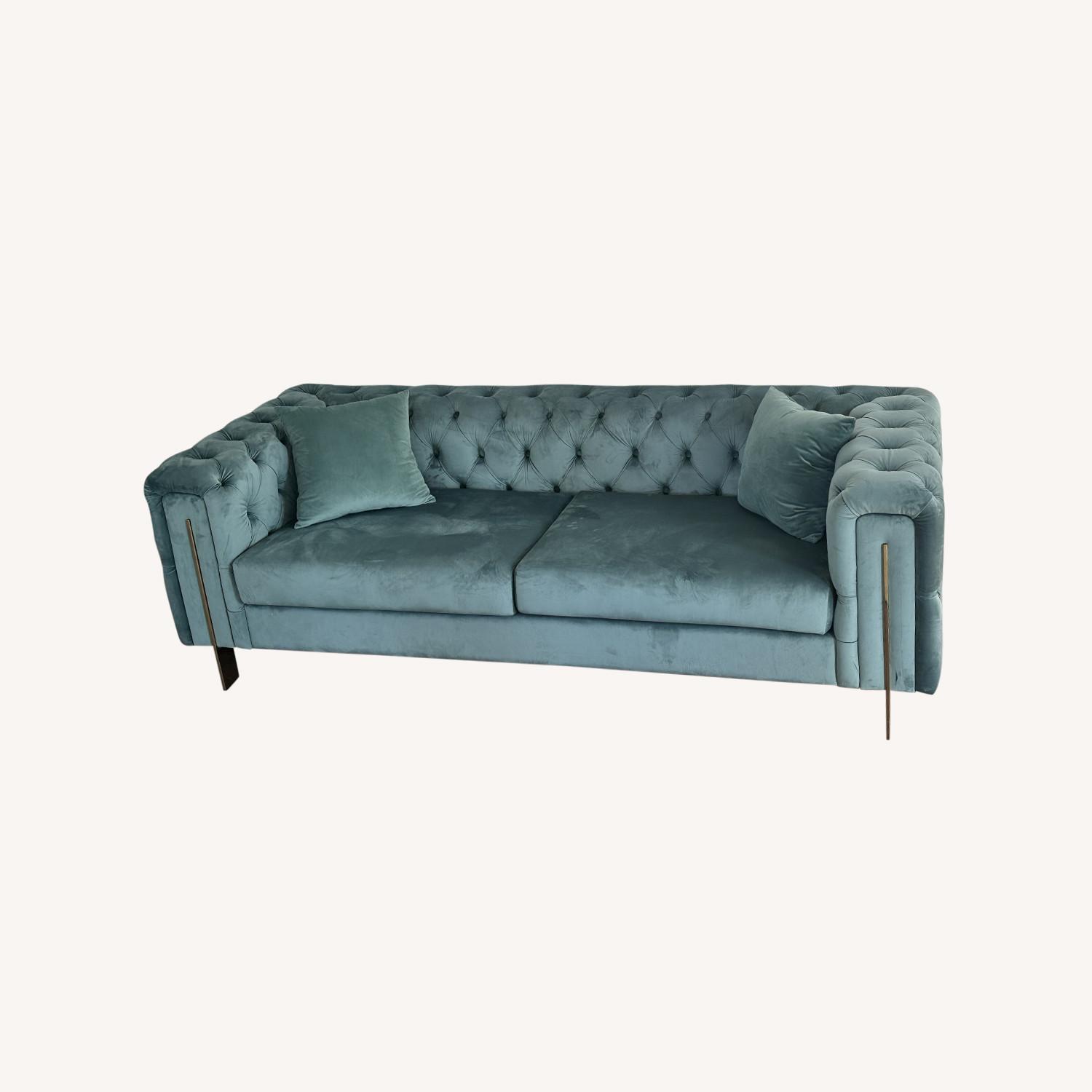 Modern Chesterfield Teal Velvet Sofa - image-6