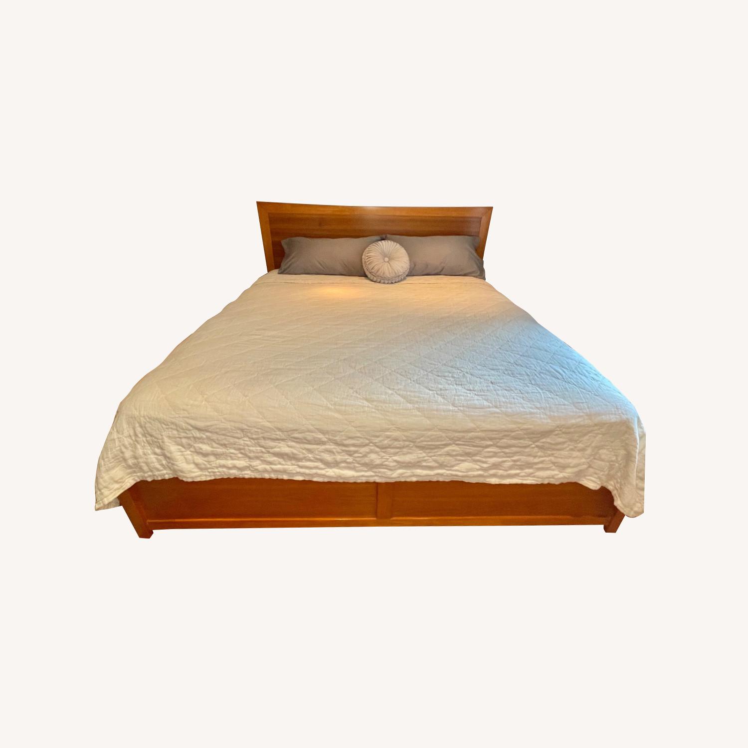 Atlantic Metro King Platform Bed & Storage Caramel - image-0