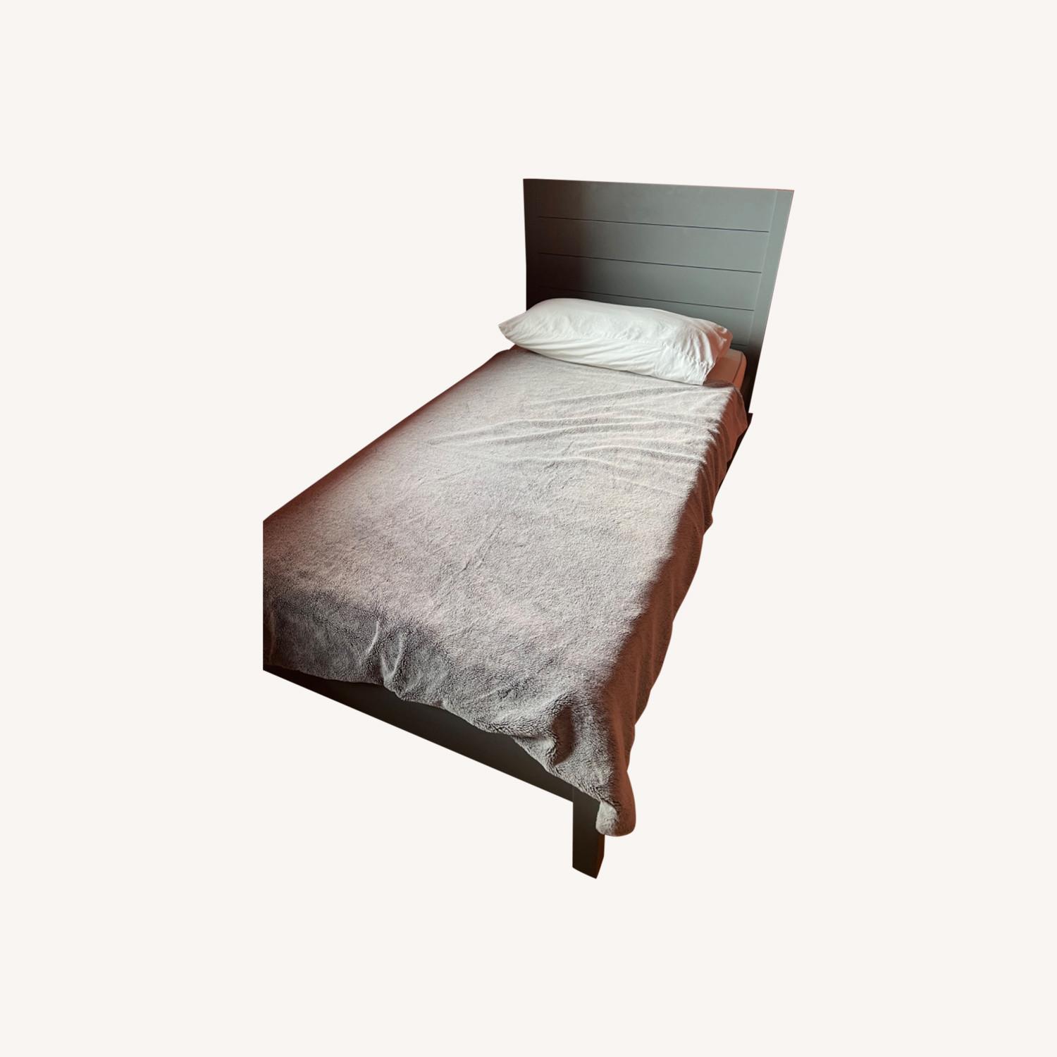 Land of Nod Twin Trundle - image-0