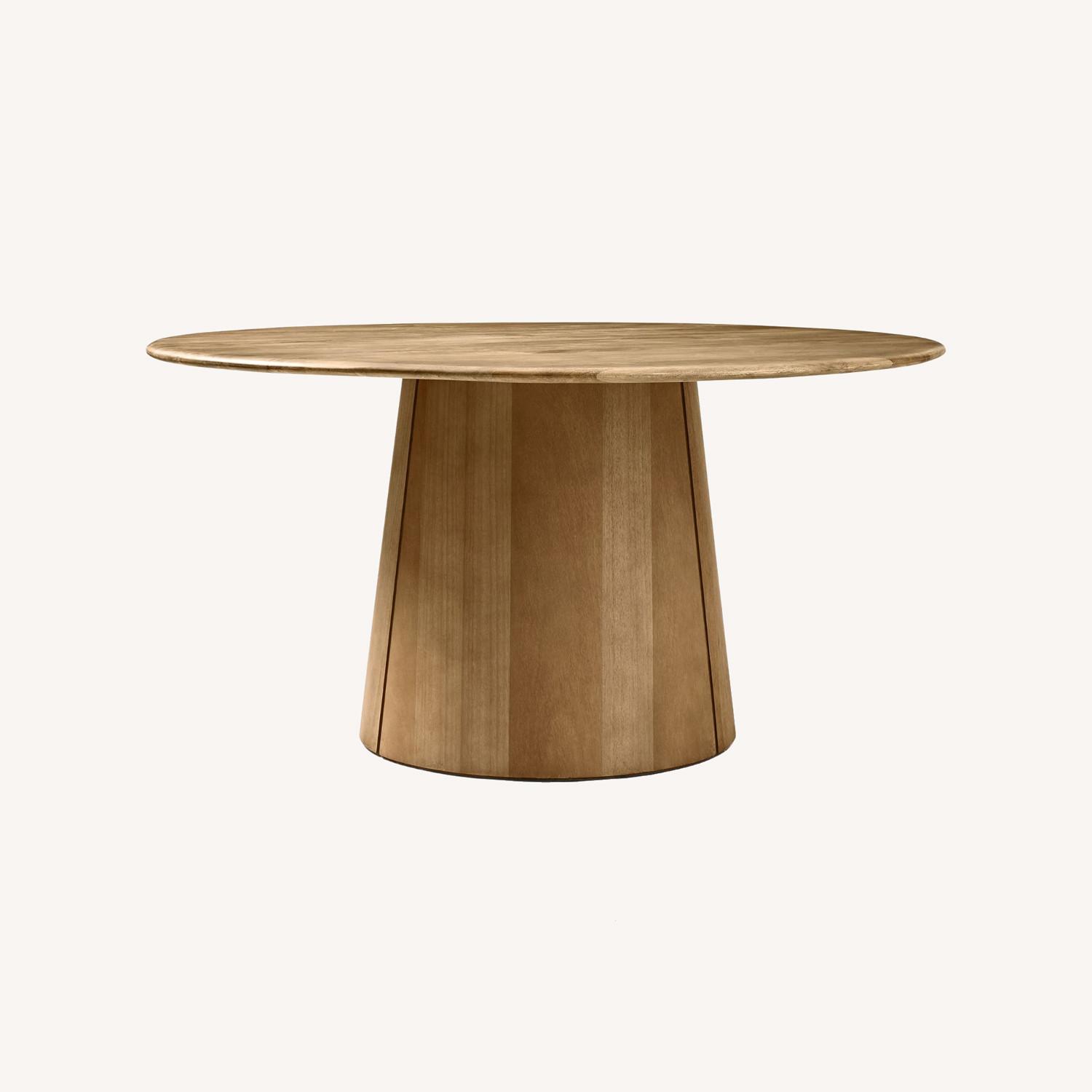 West Elm Anton Round Pedestal Dining Table (60") AptDeco