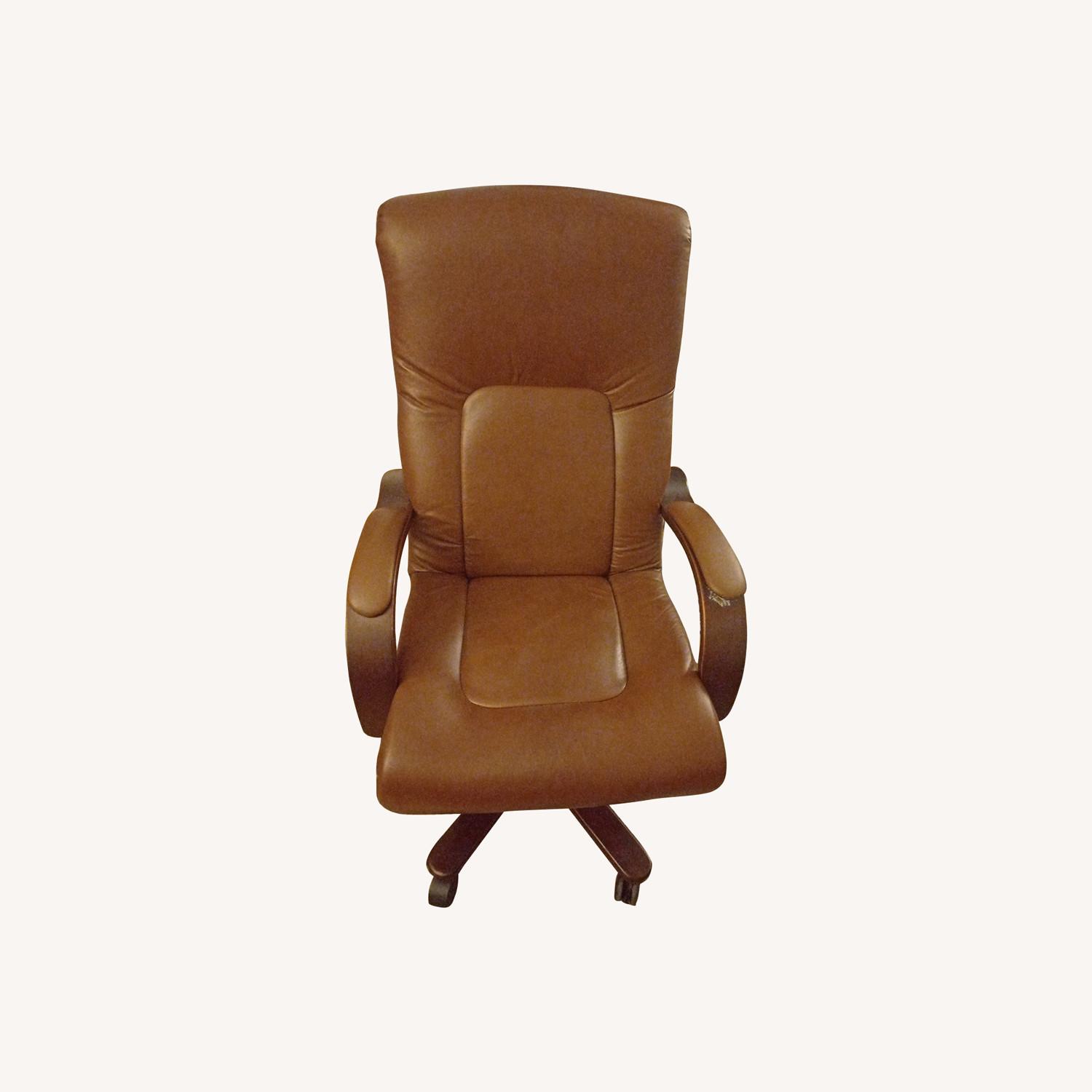 La-Z-Boy Office Chair - image-0