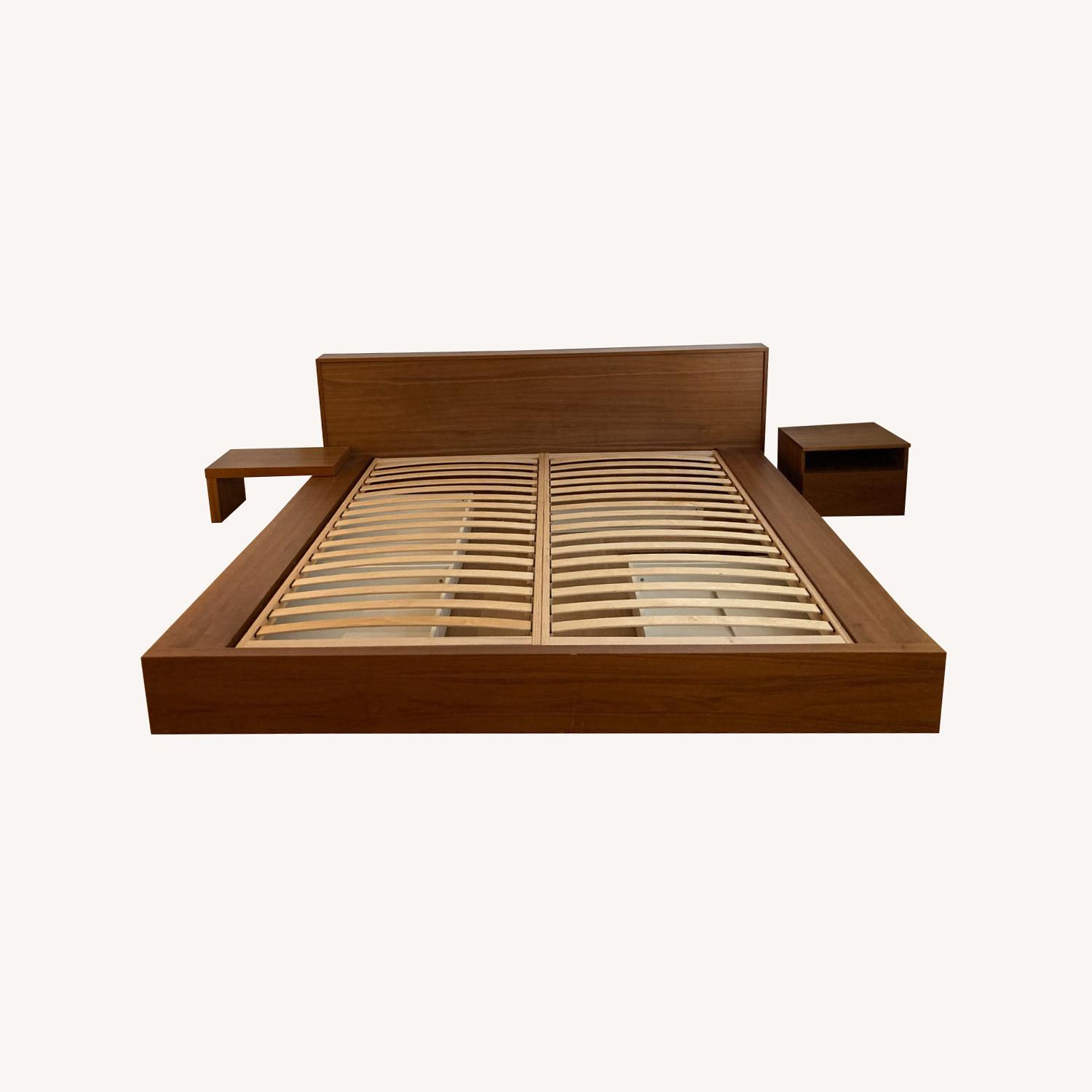 BoConcept Limo King Sized Platform Bed w Storage AptDeco