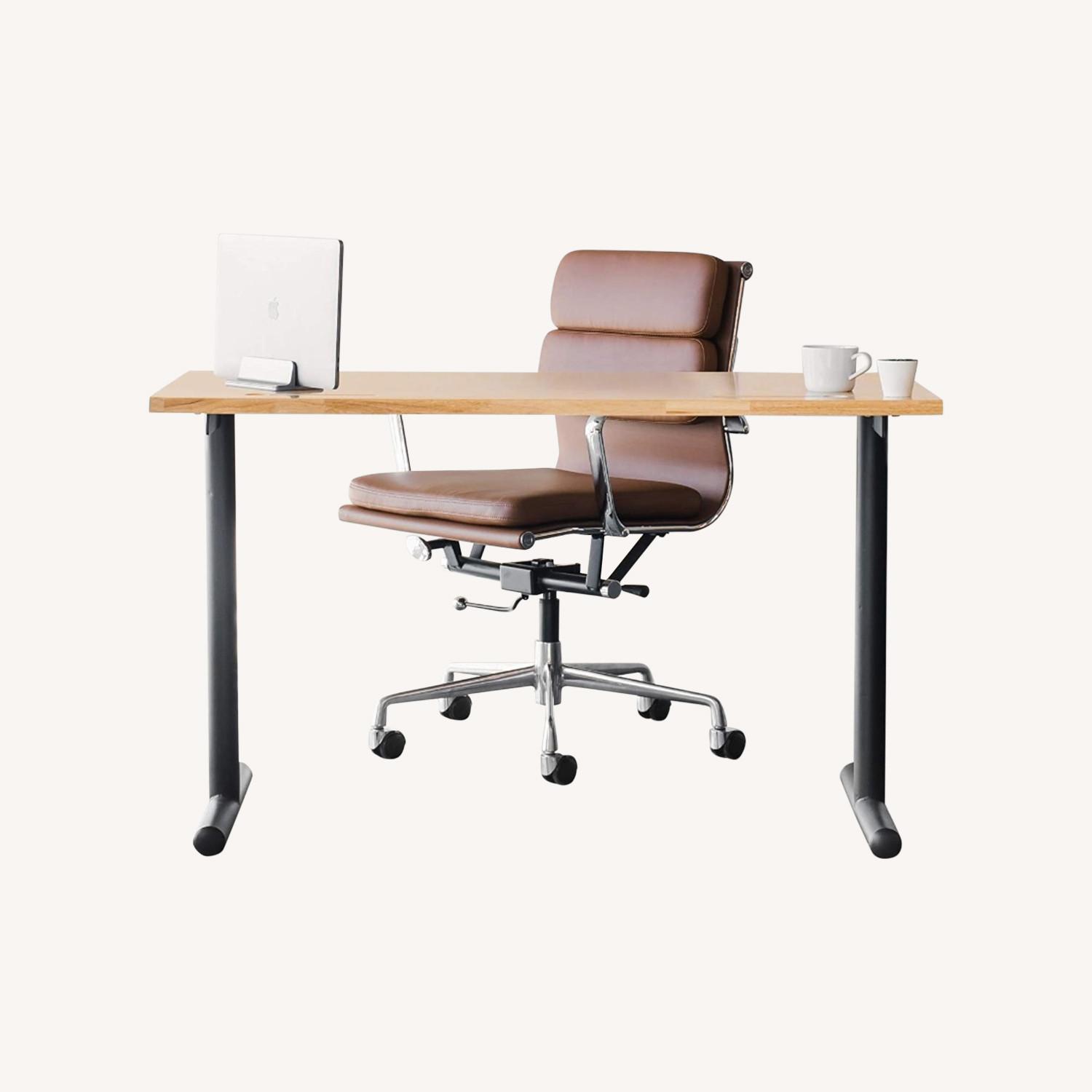 Modern Light Wood Desk and Green Chair - image-0